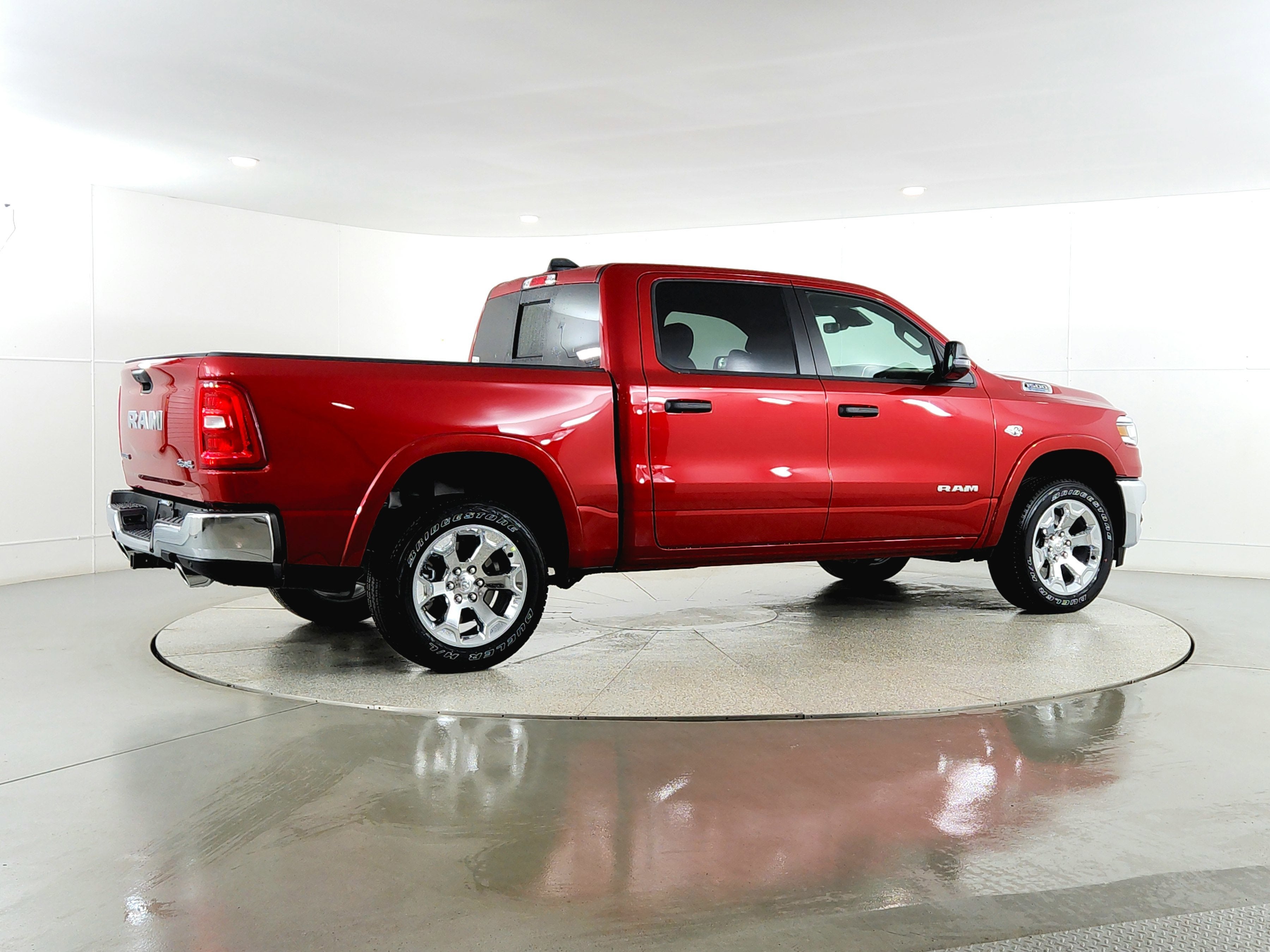 2026 RAM Ram 1500 RAM 1500 BIGHORN/LONESTAR CREW 4X4 (144.5 IN WB 5 FT 7 IN BOX)