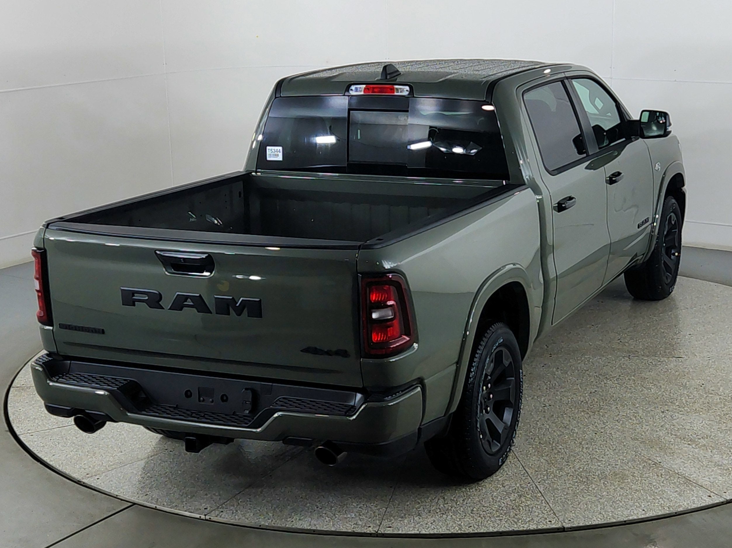 2026 RAM Ram 1500 RAM 1500 BIGHORN/LONESTAR CREW 4X4 (144.5 IN WB 5 FT 7 IN BOX)