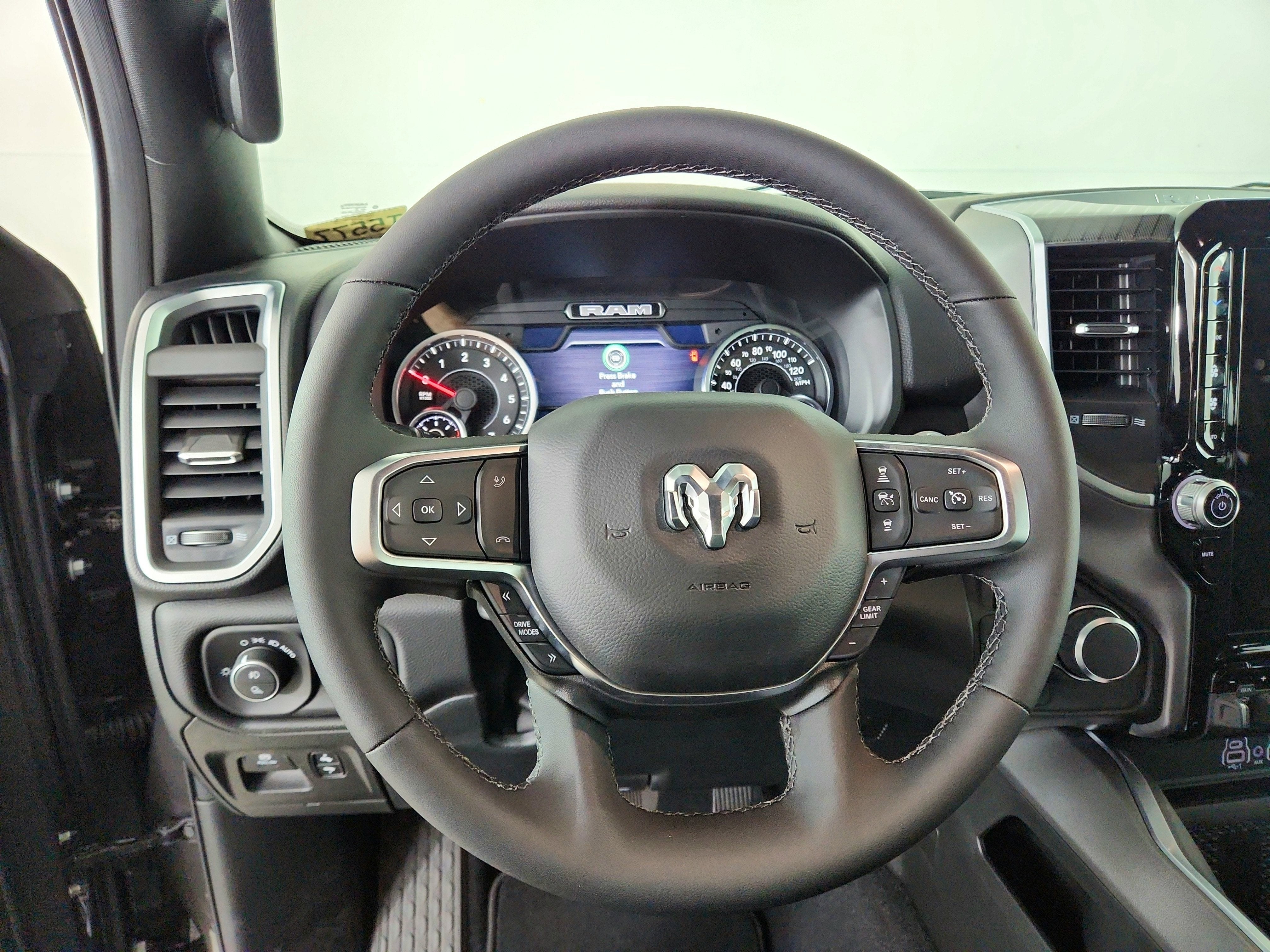 2026 RAM Ram 1500 RAM 1500 BIGHORN/LONESTAR CREW 4X4 (144.5 IN WB 5 FT 7 IN BOX)