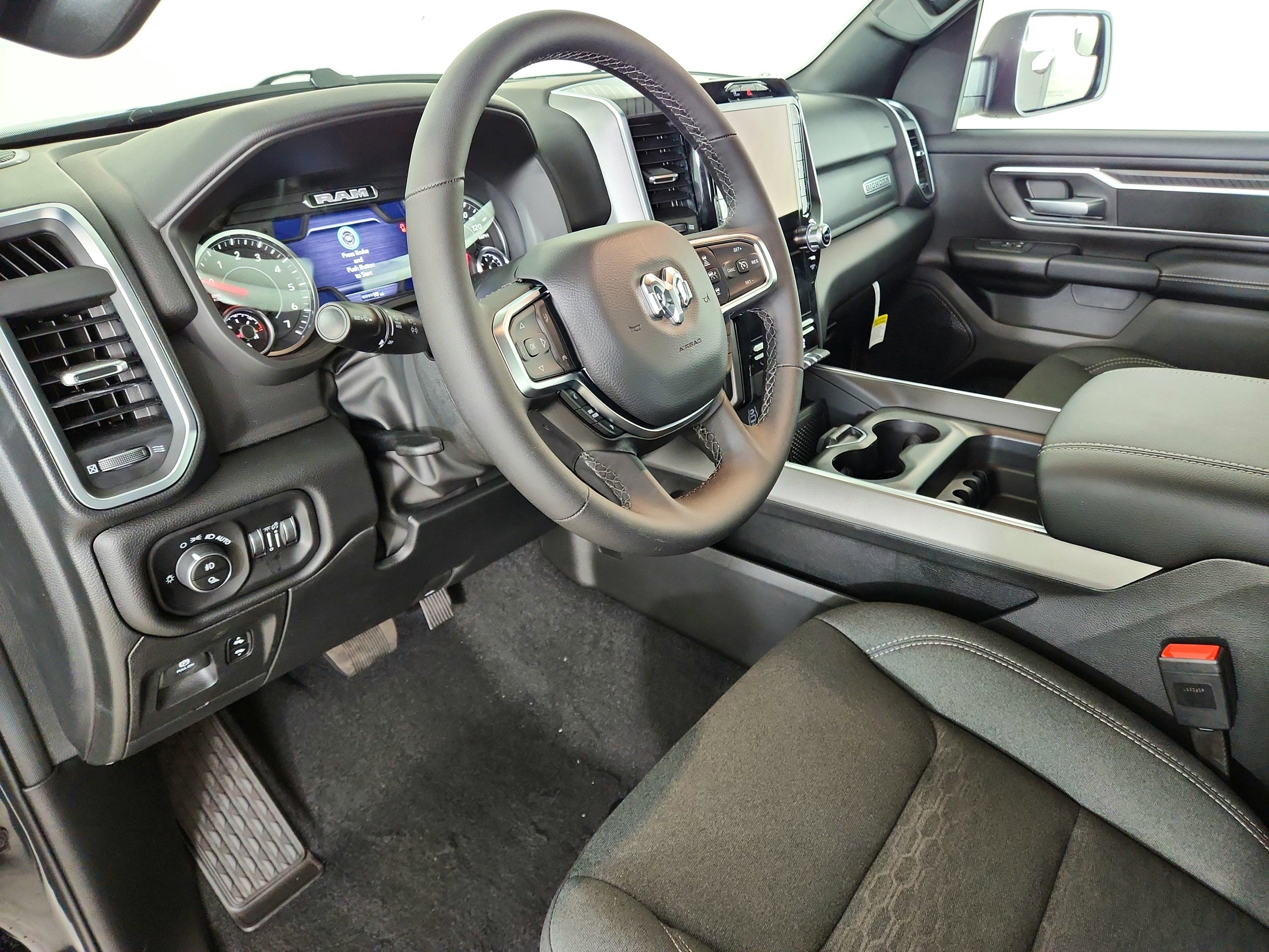 2026 RAM Ram 1500 RAM 1500 BIGHORN/LONESTAR CREW 4X4 (144.5 IN WB 5 FT 7 IN BOX)