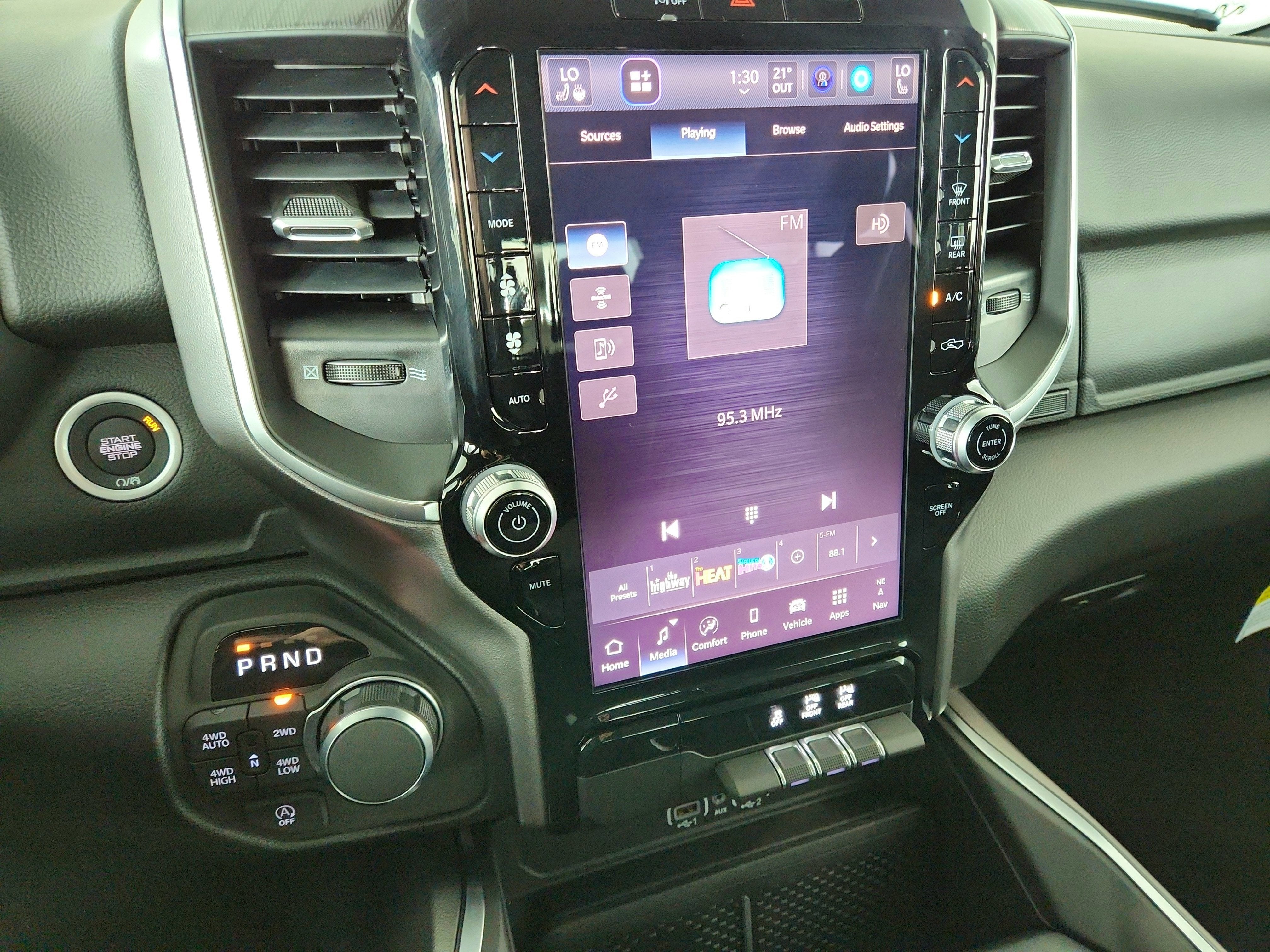 2026 RAM Ram 1500 RAM 1500 BIGHORN/LONESTAR CREW 4X4 (144.5 IN WB 5 FT 7 IN BOX)