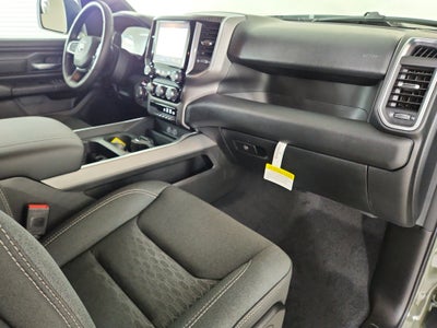 2026 RAM Ram 1500 RAM 1500 TRADESMAN CREW CAB 4X4 (144.5 IN WB 5 FT 7 IN BOX)