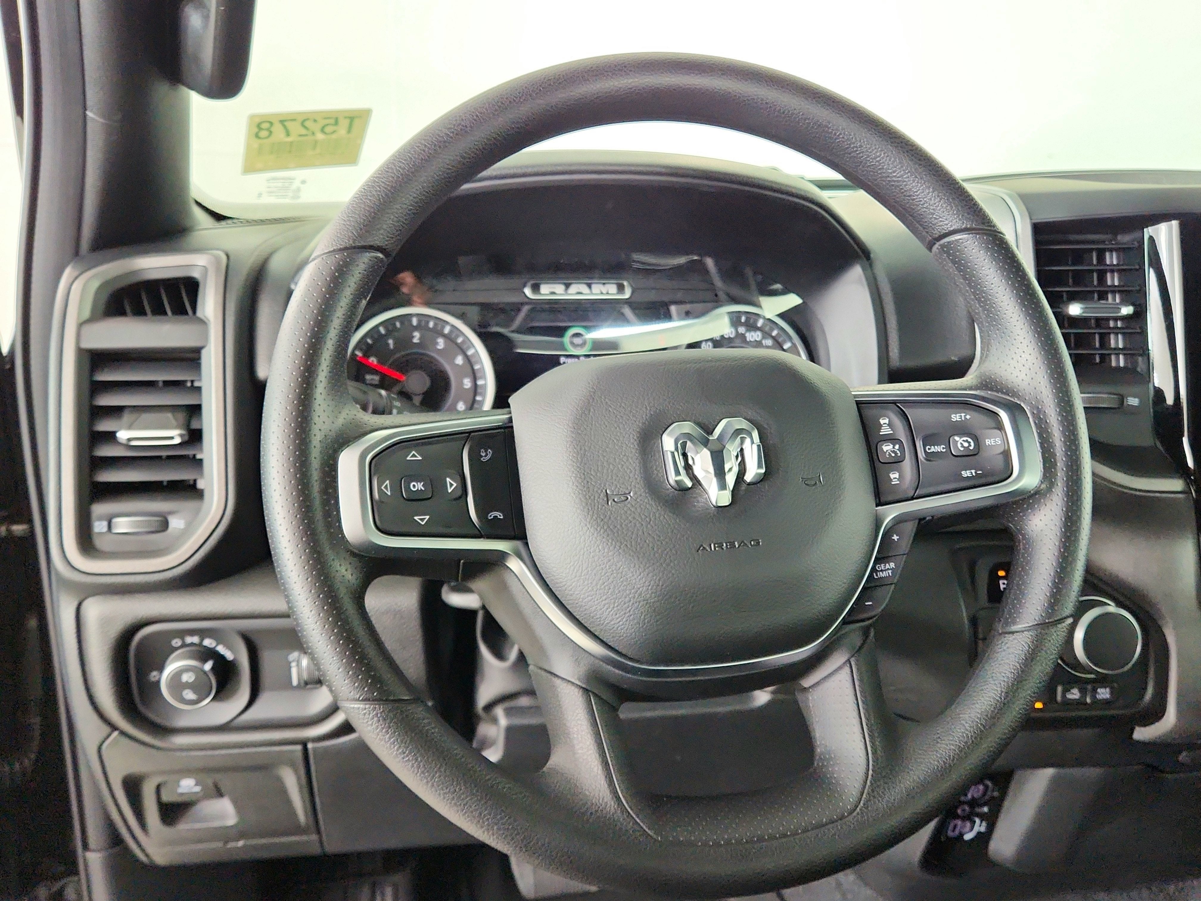 2026 RAM Ram 1500 2026 RAM 1500 TRADESMAN CREW CAB 4DR 144.5 WB 4WD