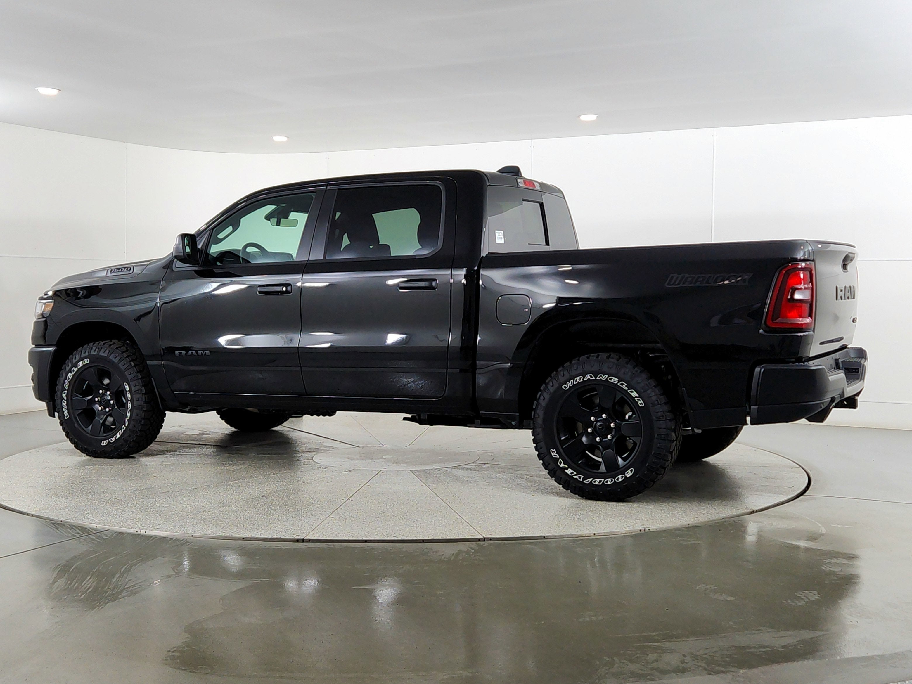 2026 RAM Ram 1500 2026 RAM 1500 TRADESMAN CREW CAB 4DR 144.5 WB 4WD