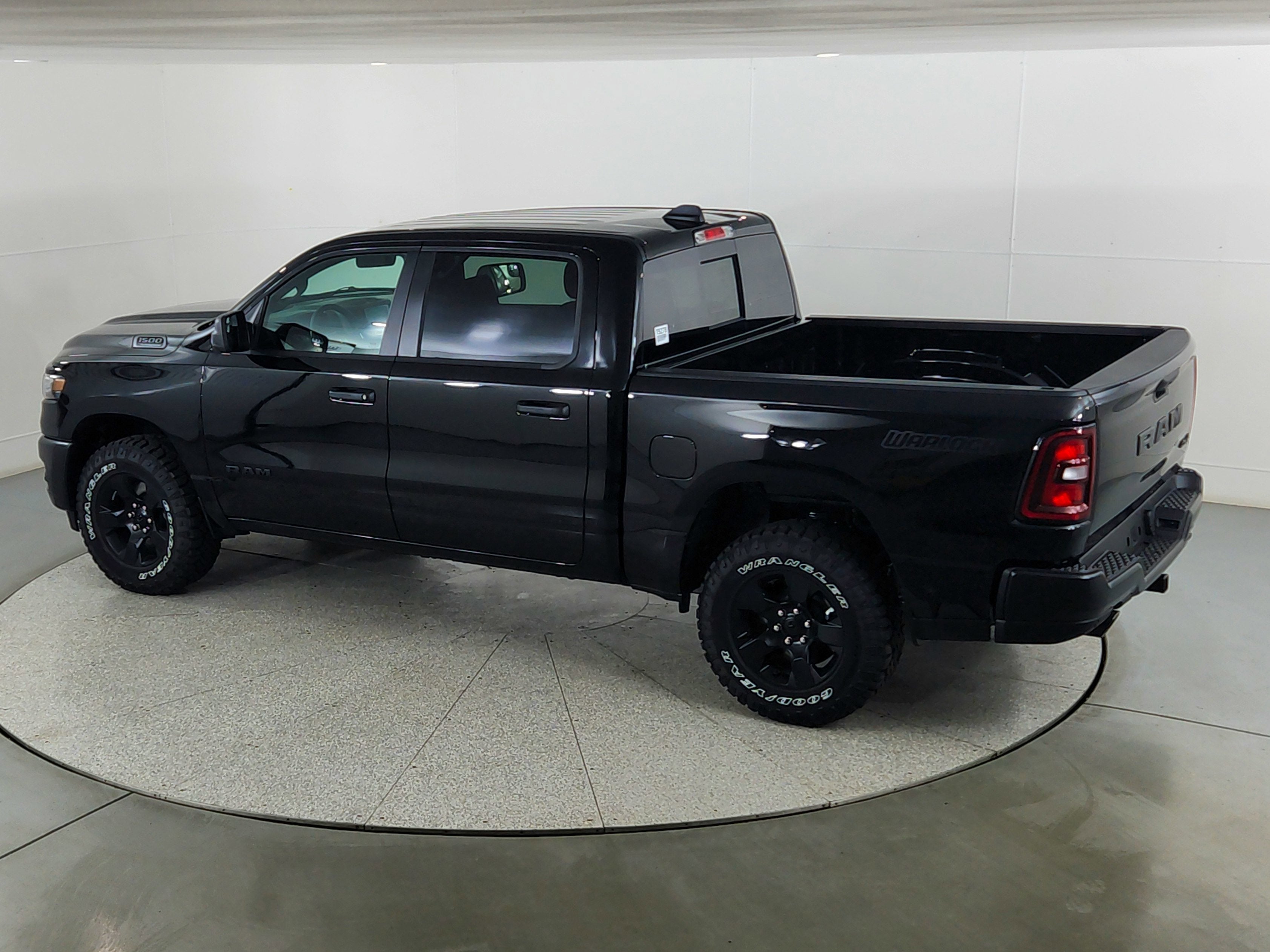 2026 RAM Ram 1500 2026 RAM 1500 TRADESMAN CREW CAB 4DR 144.5 WB 4WD