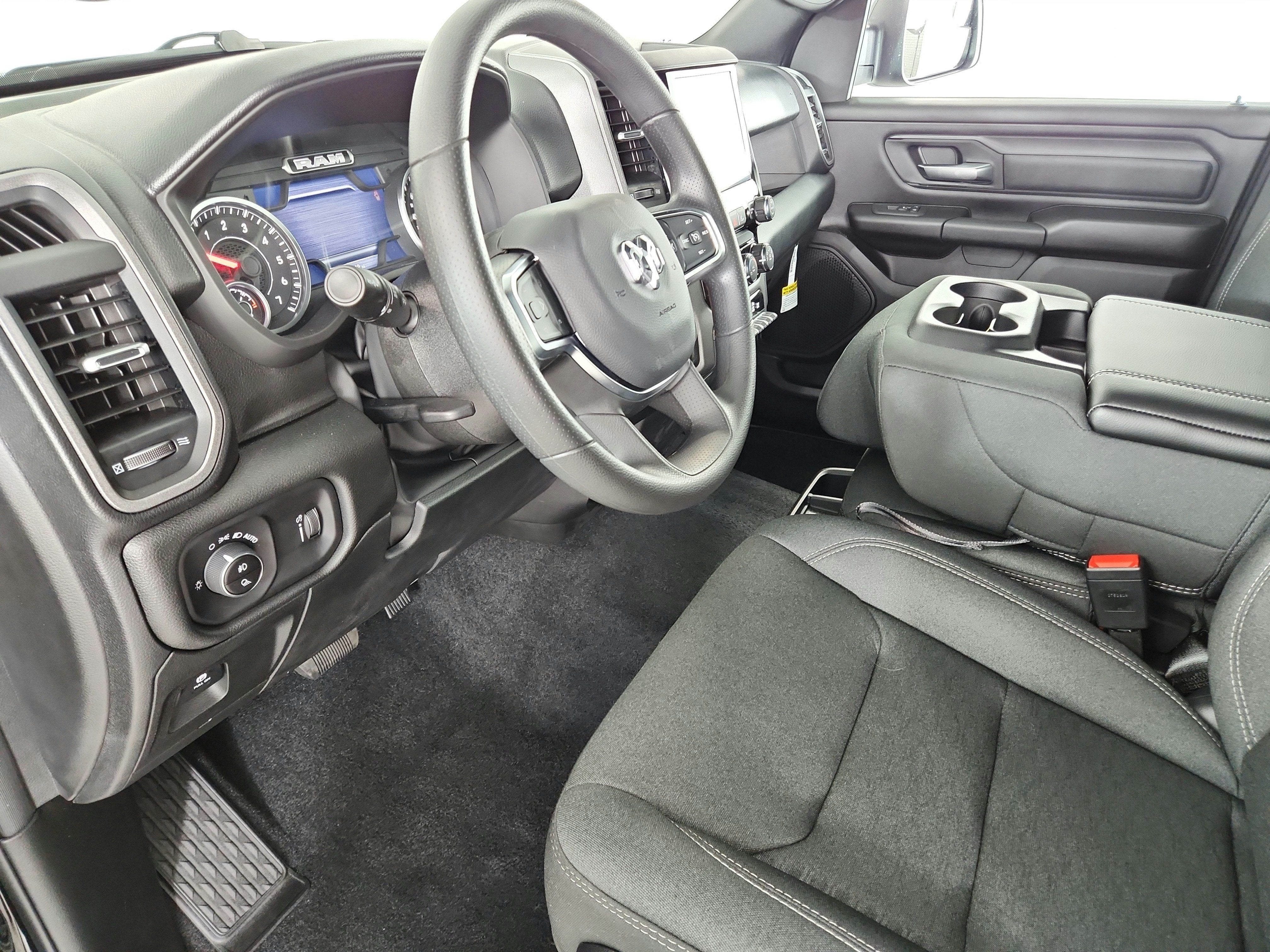 2026 RAM Ram 1500 Warlock 4x4 Crew Cab 5'7" Box