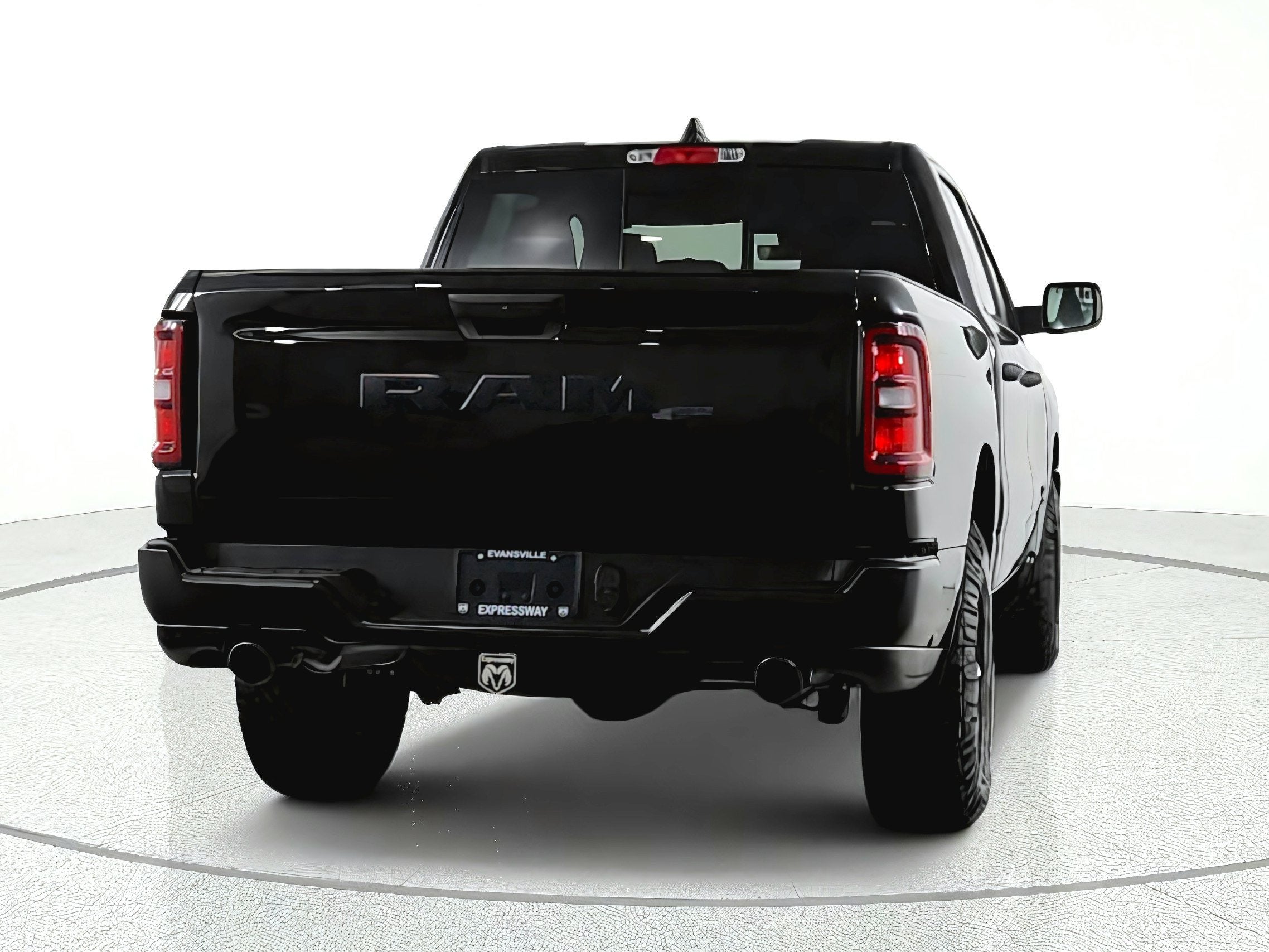 2026 RAM Ram 1500 Warlock 4x4 Crew Cab 5'7" Box