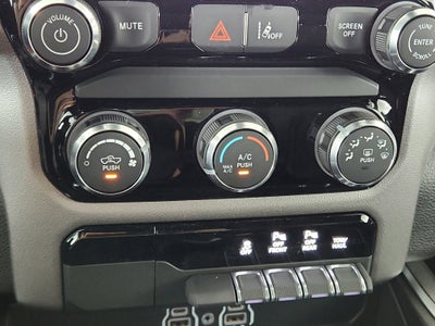 2026 RAM Ram 1500 RAM 1500 TRADESMAN CREW CAB 4X4 (144.5 IN WB 5 FT 7 IN BOX)