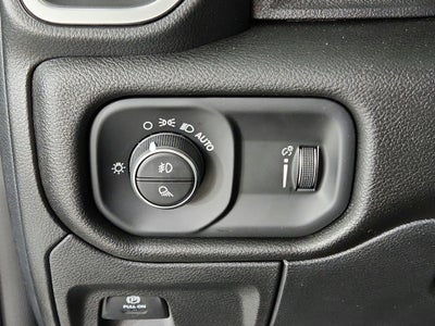 2026 RAM Ram 1500 RAM 1500 TRADESMAN CREW CAB 4X4 (144.5 IN WB 5 FT 7 IN BOX)