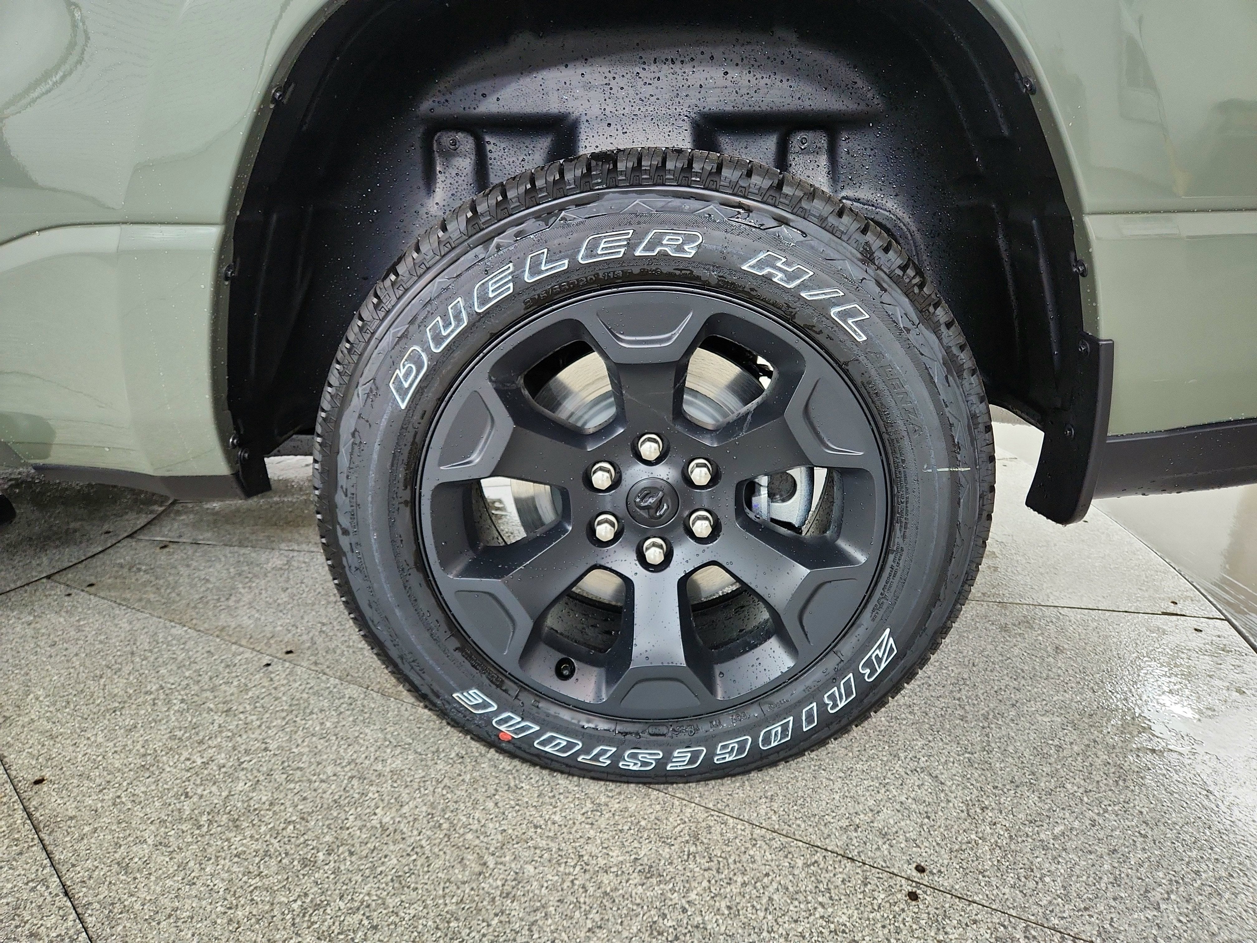 2026 RAM Ram 1500 RAM 1500 TRADESMAN CREW CAB 4X4 (144.5 IN WB 5 FT 7 IN BOX)