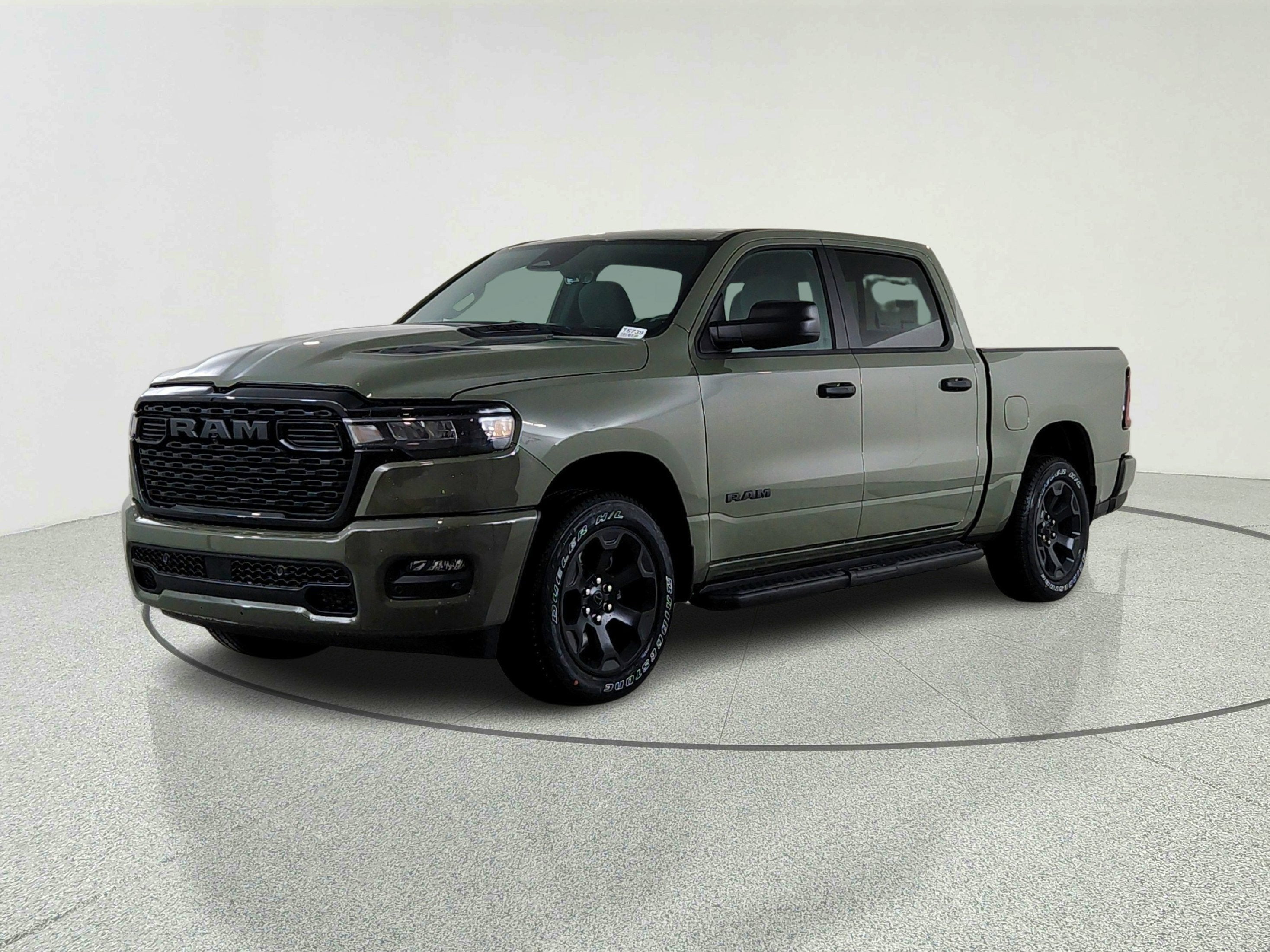 2026 RAM Ram 1500 RAM 1500 TRADESMAN CREW CAB 4X4 (144.5 IN WB 5 FT 7 IN BOX)