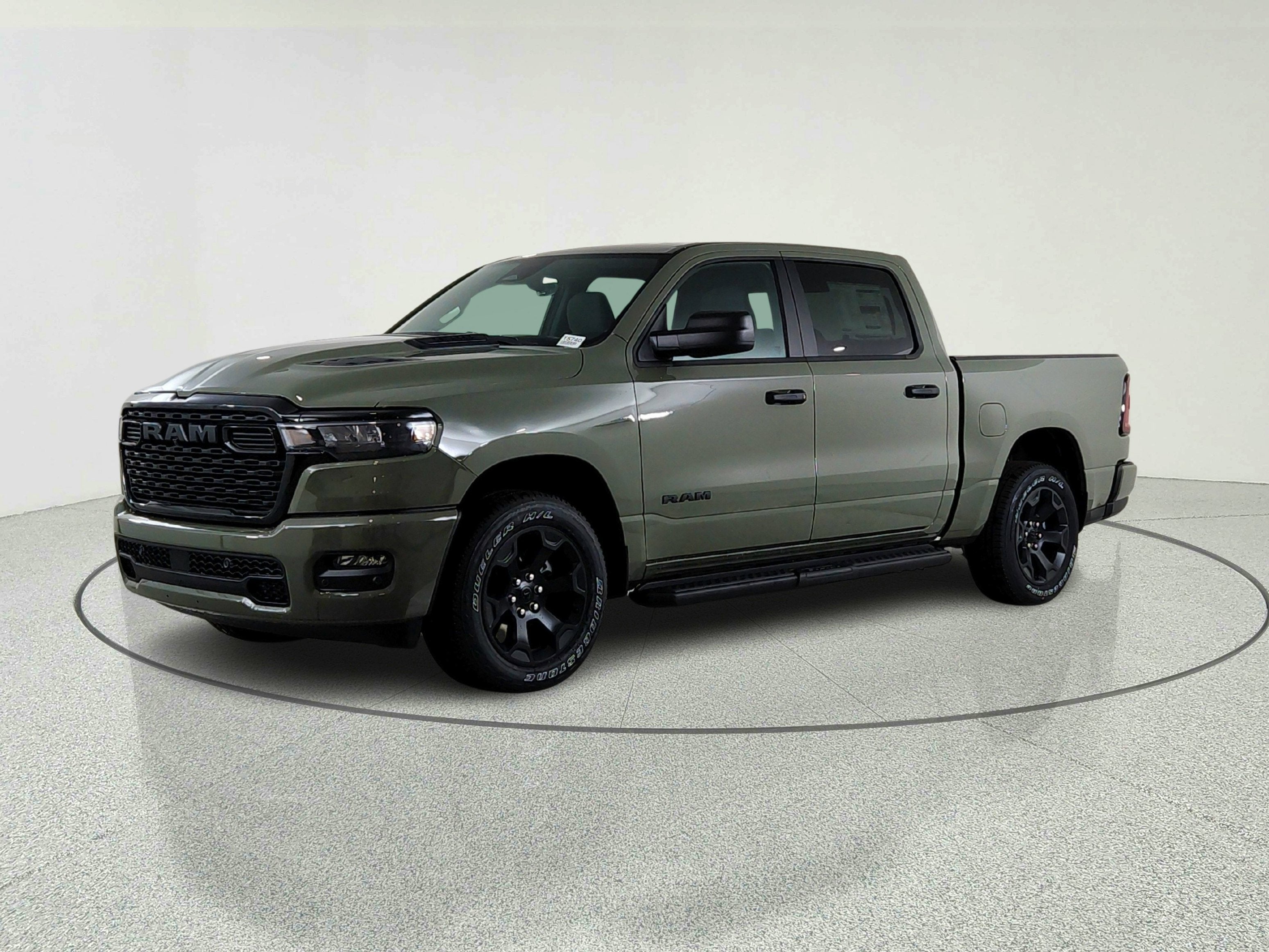 2026 RAM Ram 1500 RAM 1500 TRADESMAN CREW CAB 4X4 (144.5 IN WB 5 FT 7 IN BOX)