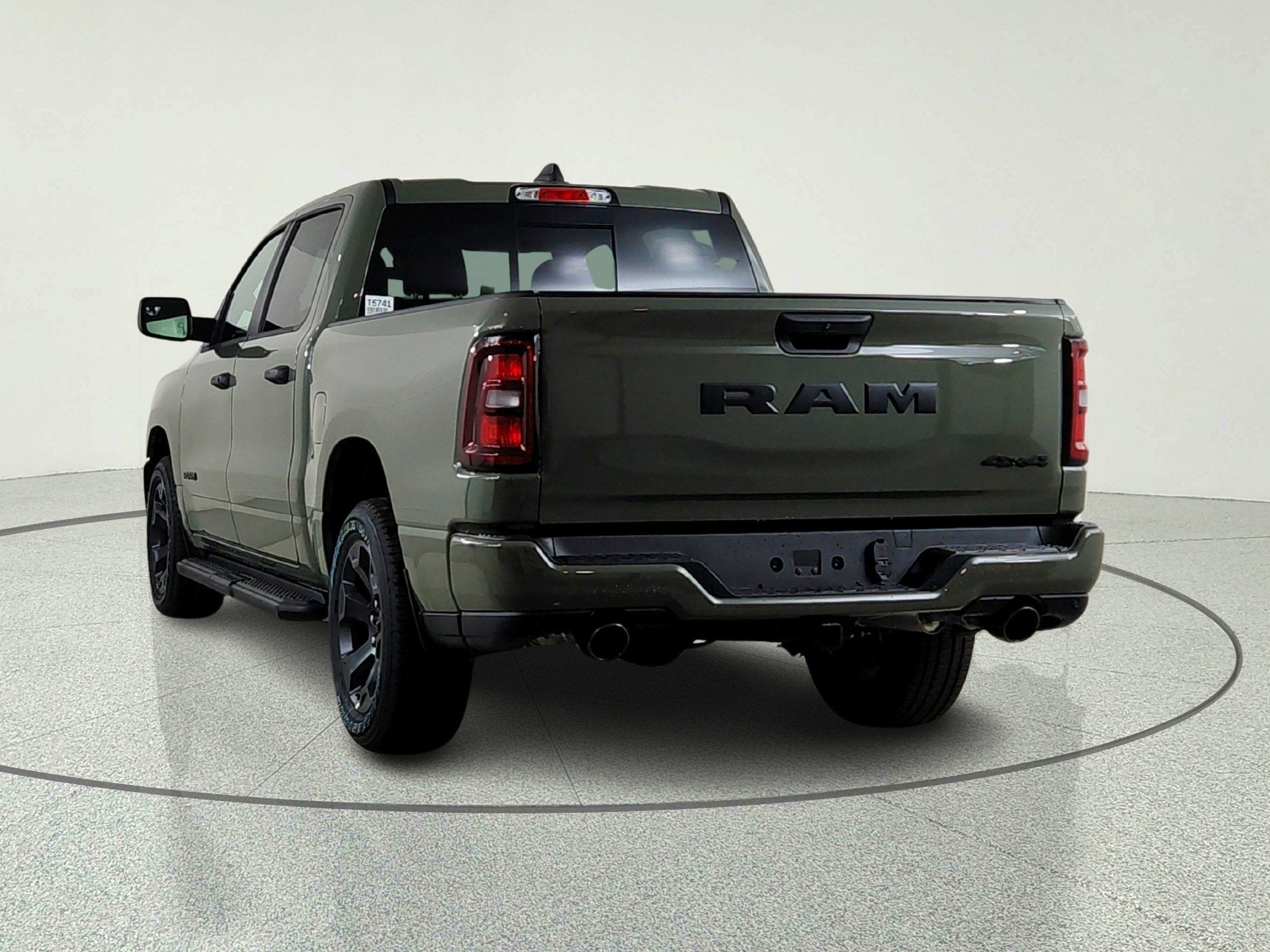 2026 RAM Ram 1500 RAM 1500 TRADESMAN CREW CAB 4X4 (144.5 IN WB 5 FT 7 IN BOX)