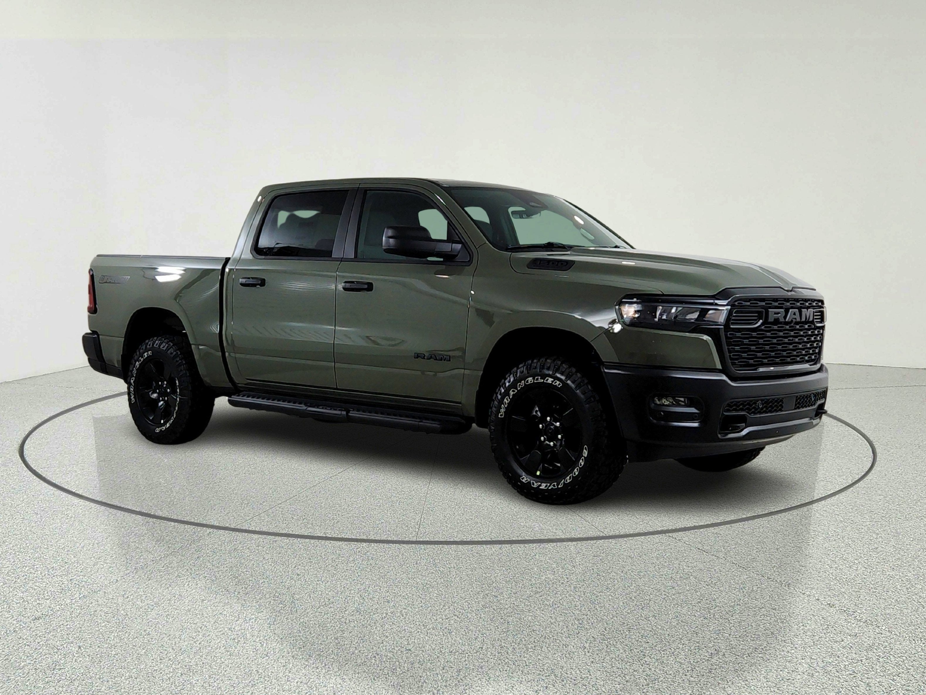 2026 RAM Ram 1500 2026 RAM 1500 TRADESMAN CREW CAB 4DR 144.5 WB 4WD