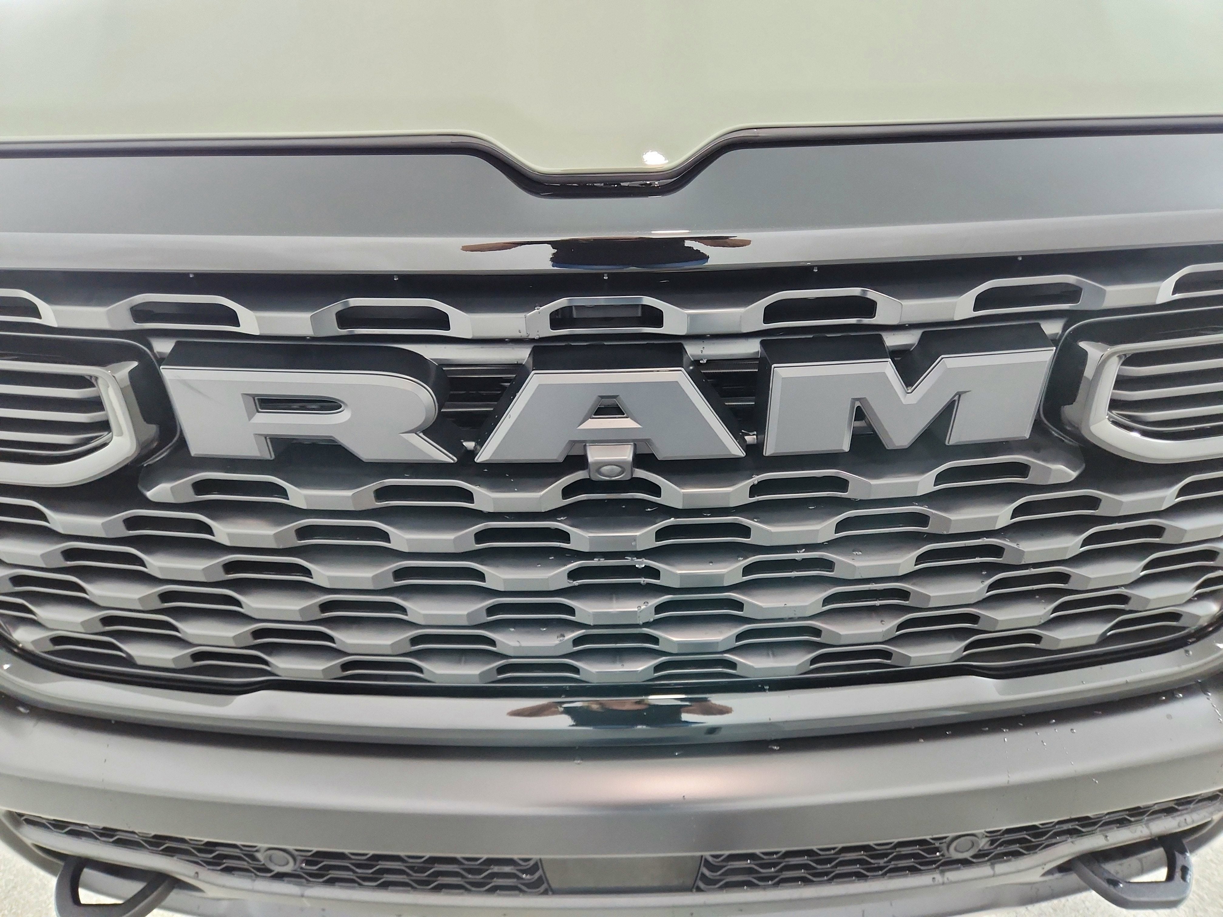 2026 RAM Ram 1500 2026 RAM 1500 TRADESMAN CREW CAB 4DR 144.5 WB 4WD