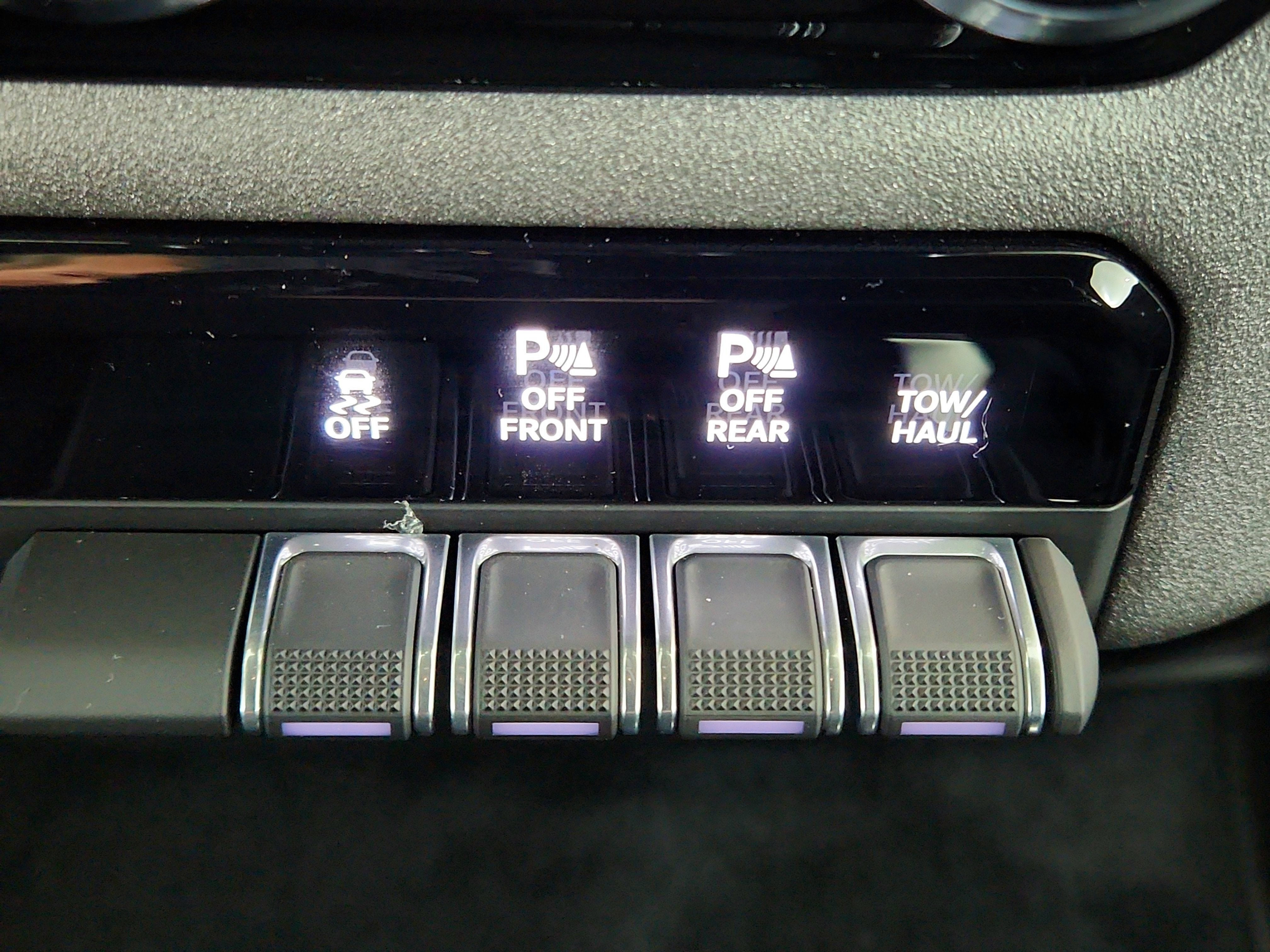 2026 RAM Ram 1500 2026 RAM 1500 TRADESMAN CREW CAB 4DR 144.5 WB 4WD