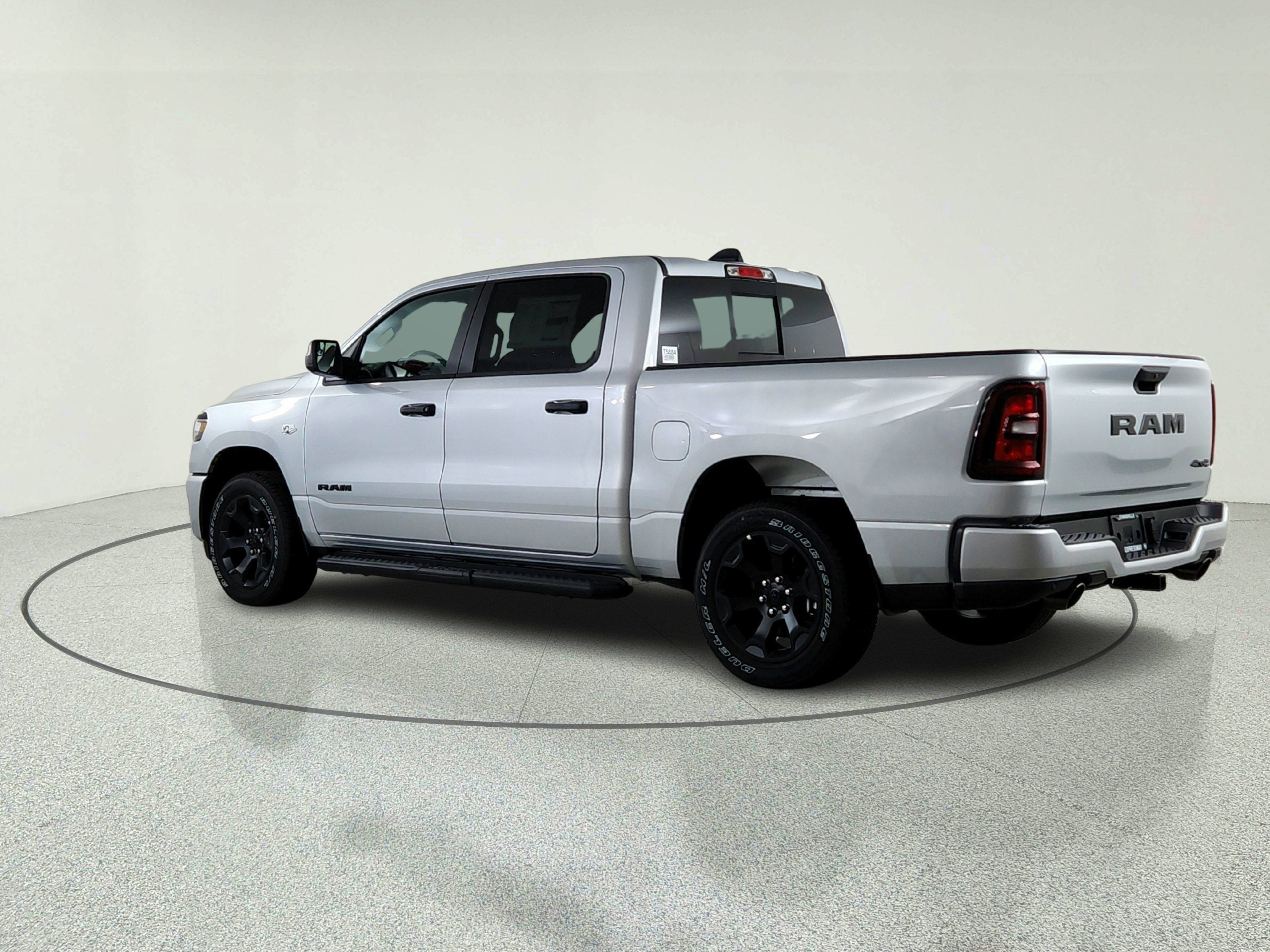 2026 RAM Ram 1500 RAM 1500 TRADESMAN CREW CAB 4X4 (144.5 IN WB 5 FT 7 IN BOX)
