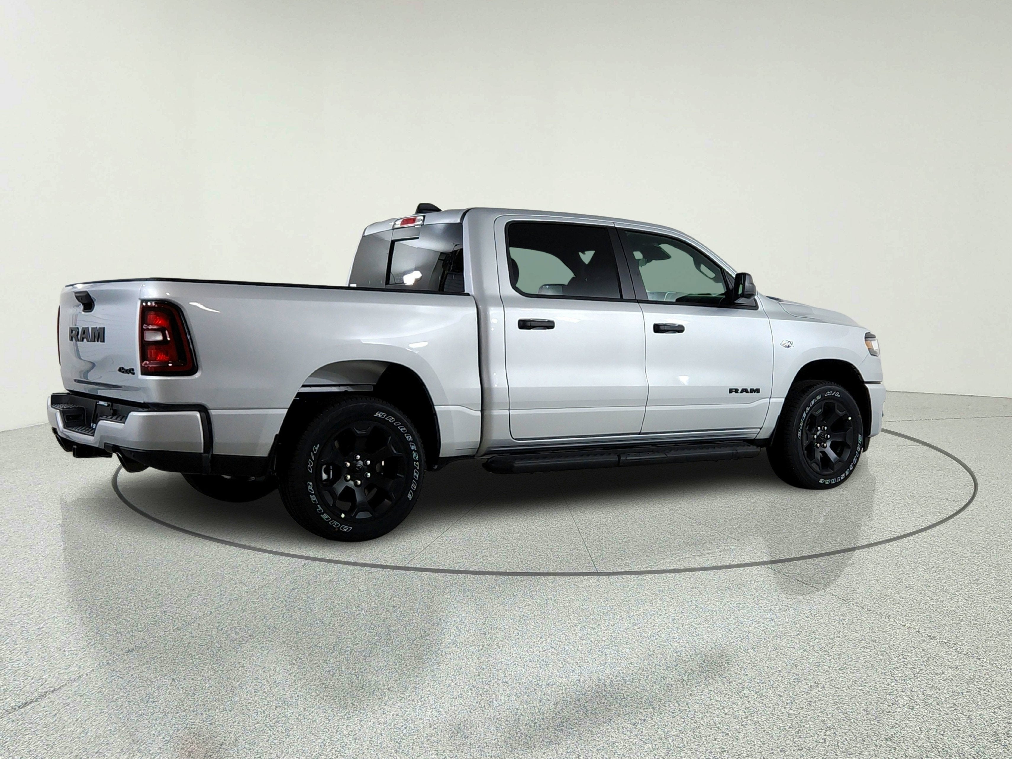 2026 RAM Ram 1500 RAM 1500 TRADESMAN CREW CAB 4X4 (144.5 IN WB 5 FT 7 IN BOX)