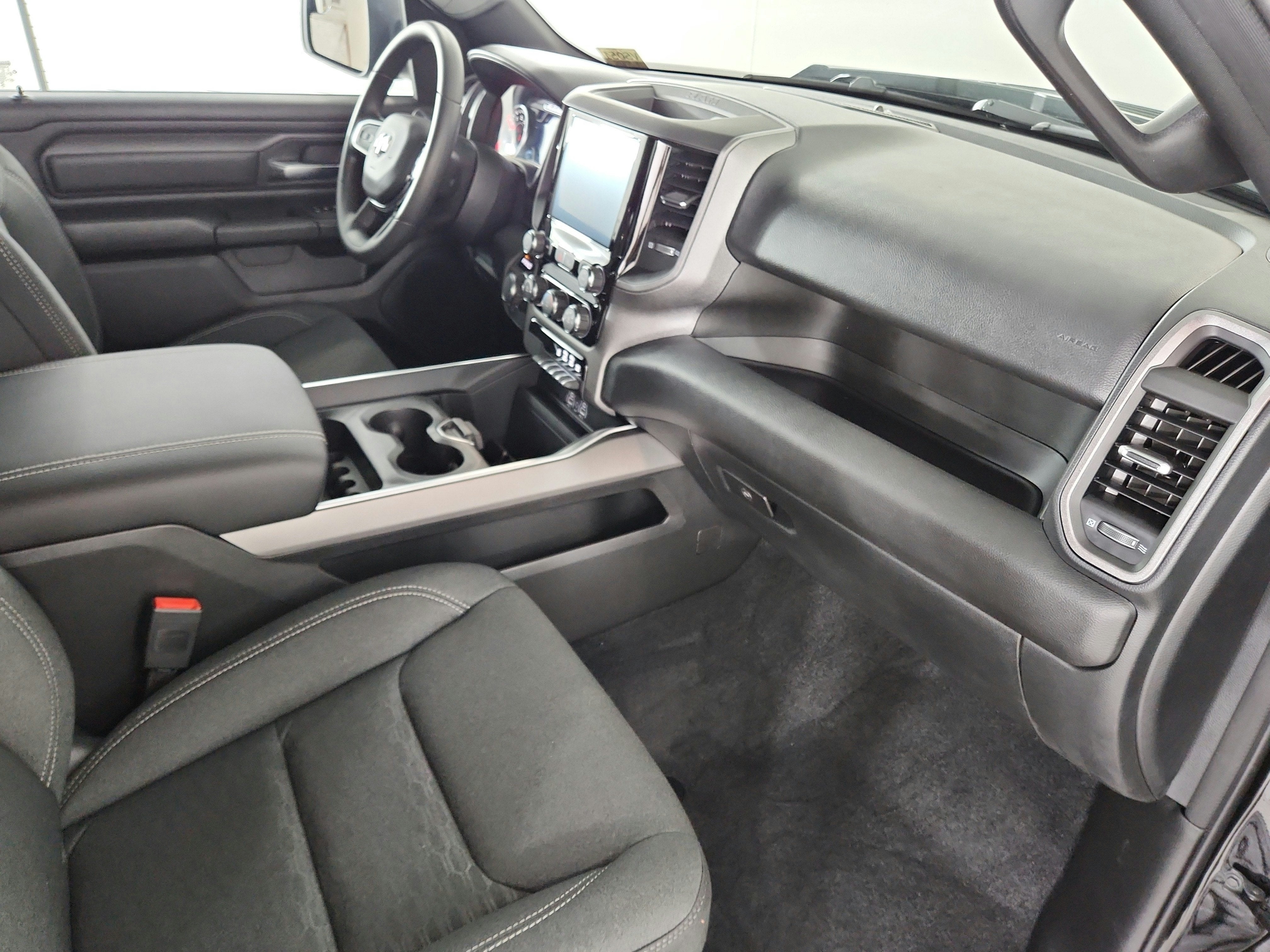 2027 RAM Ram 1500 Express 4x4 Crew Cab 5'7" Box
