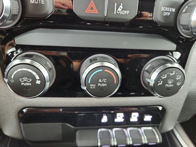 2027 RAM Ram 1500 Express 4x4 Crew Cab 5'7" Box