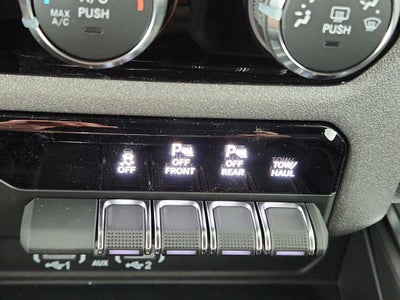 2027 RAM Ram 1500 Express 4x4 Crew Cab 5'7" Box