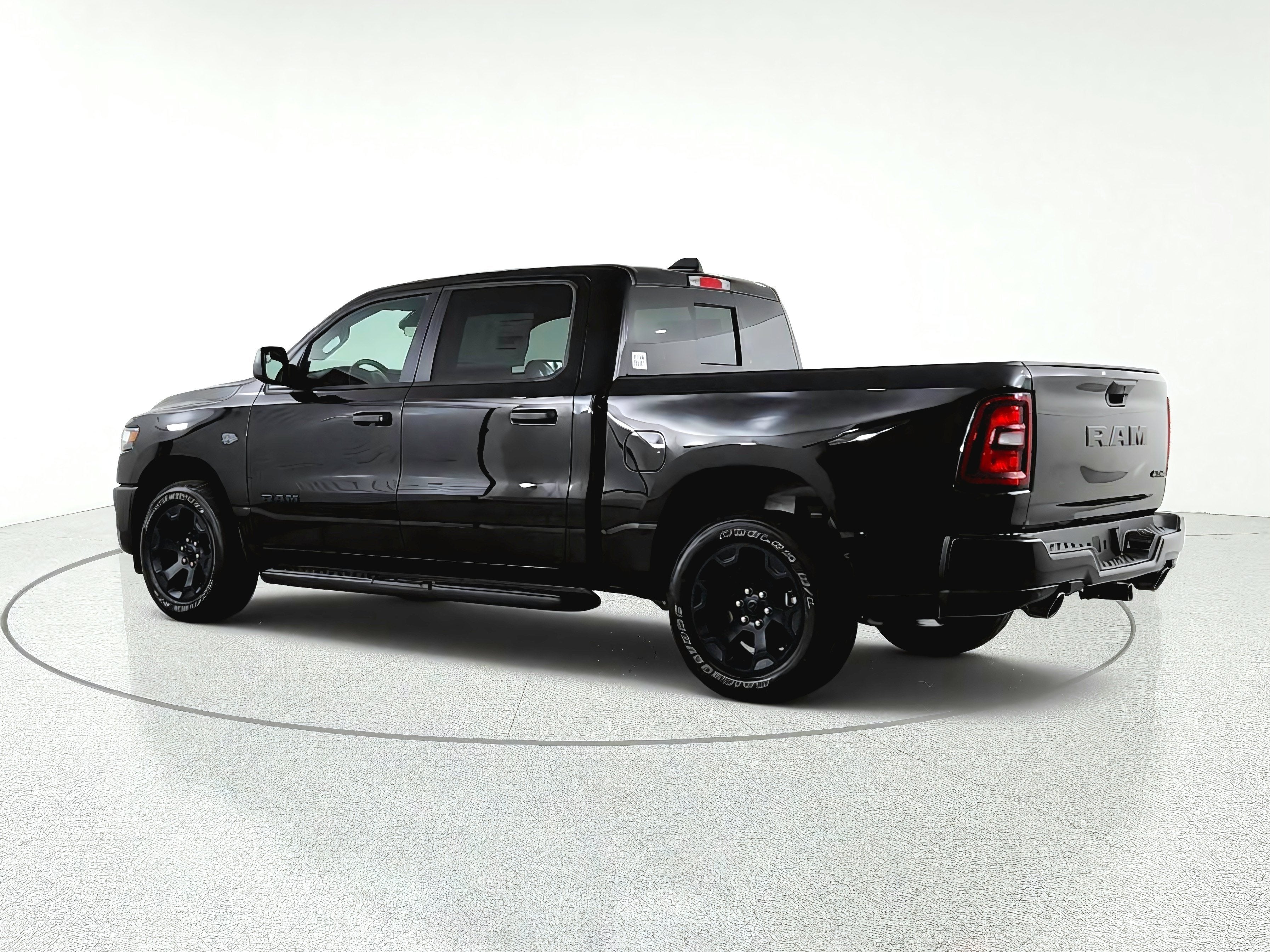 2027 RAM Ram 1500 Express 4x4 Crew Cab 5'7" Box