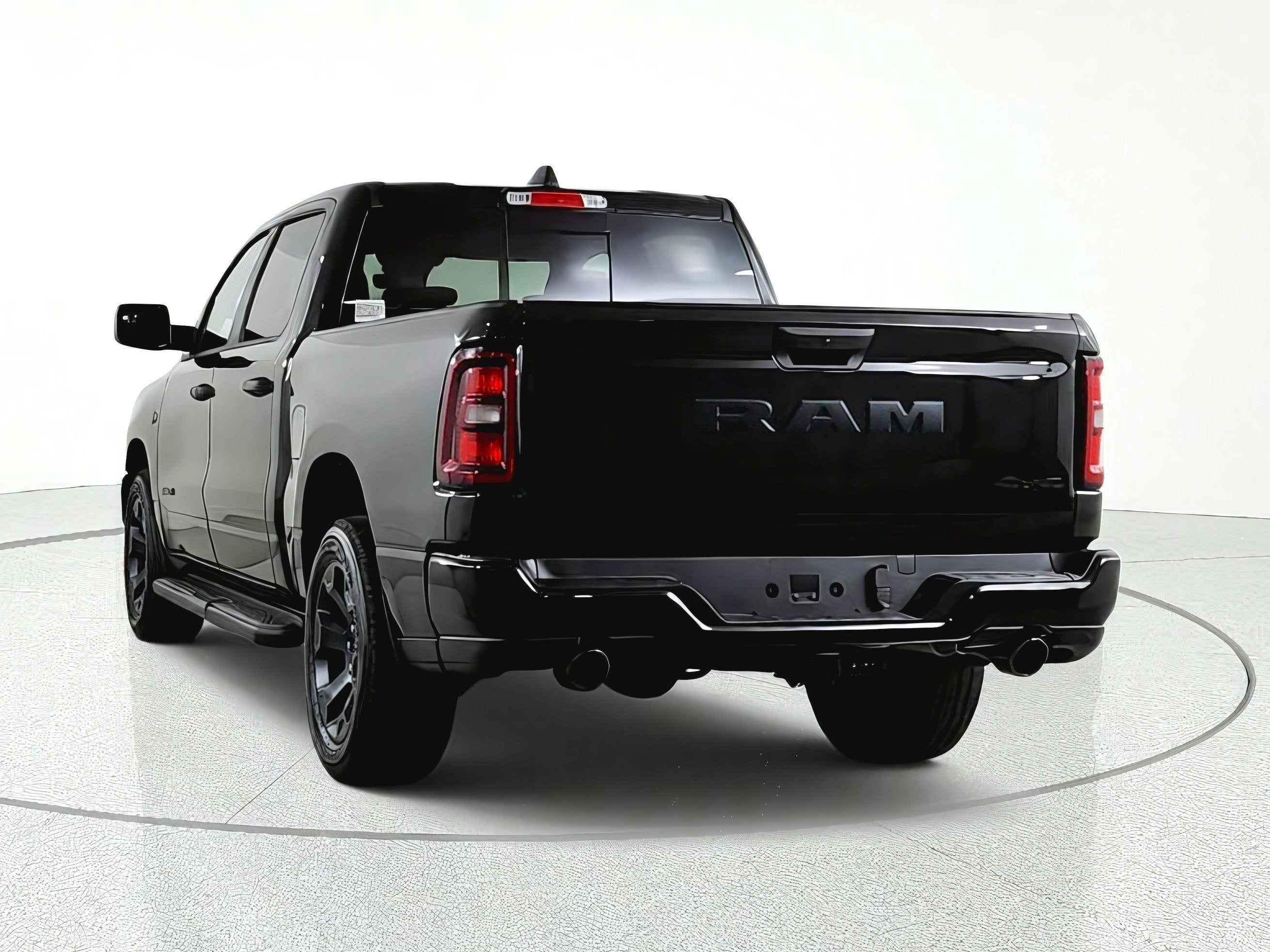 2027 RAM Ram 1500 Express 4x4 Crew Cab 5'7" Box