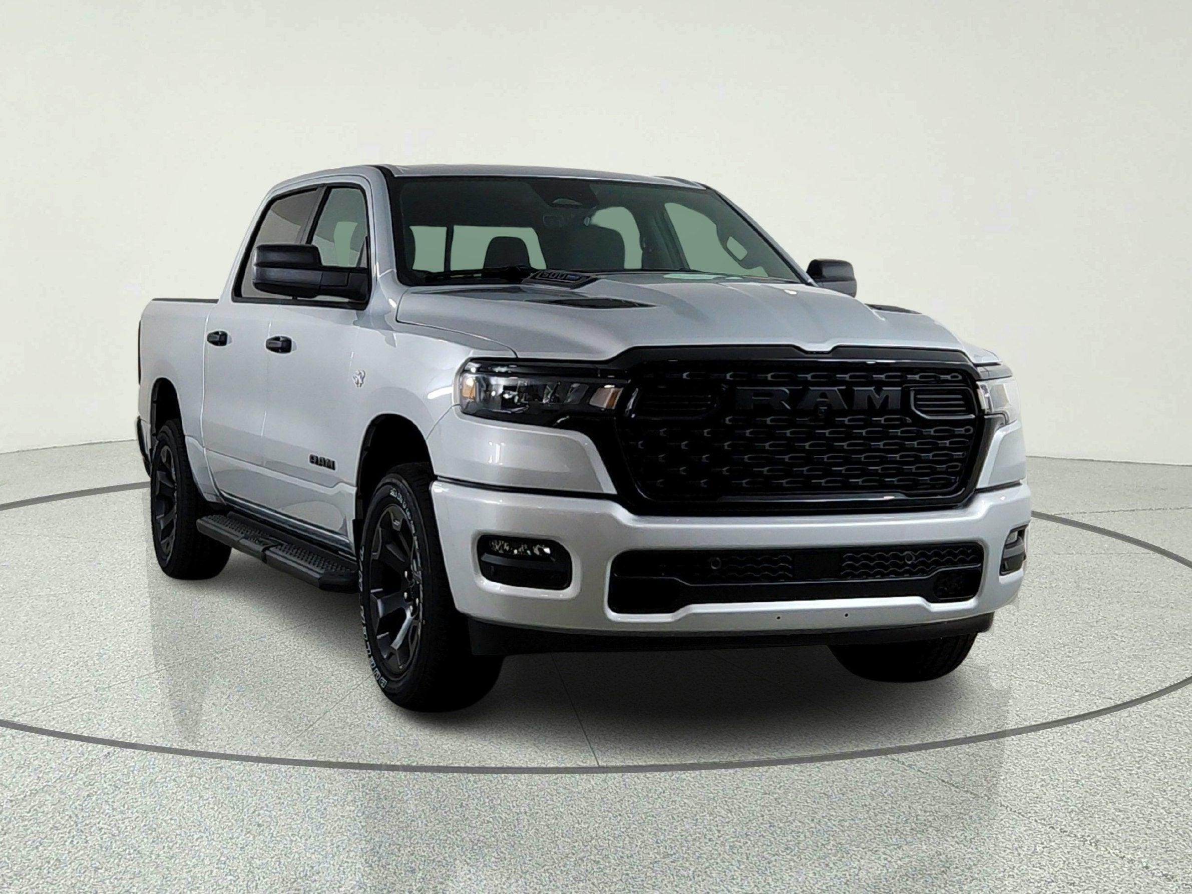 2026 RAM Ram 1500 RAM 1500 TRADESMAN CREW CAB 4X4 (144.5 IN WB 5 FT 7 IN BOX)