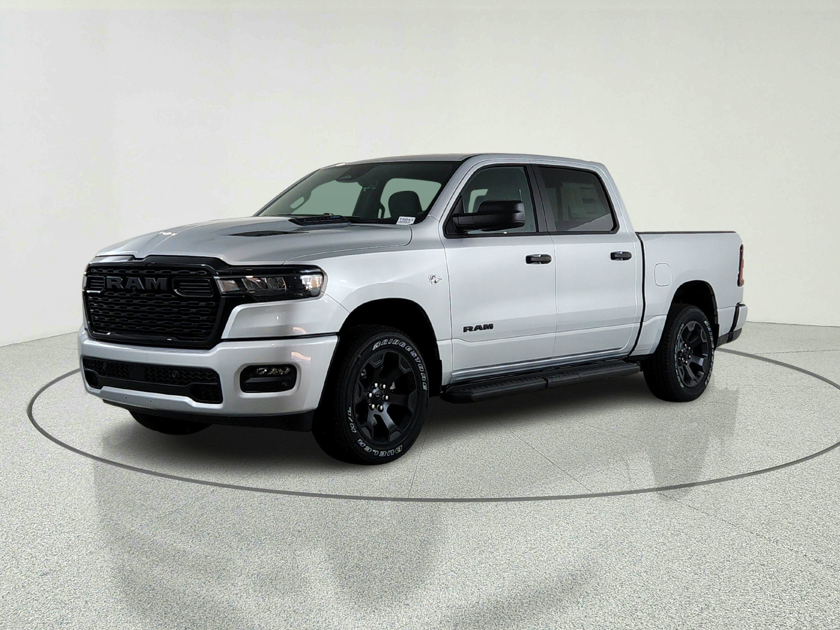 2026 RAM Ram 1500 RAM 1500 TRADESMAN CREW CAB 4X4 (144.5 IN WB 5 FT 7 IN BOX)