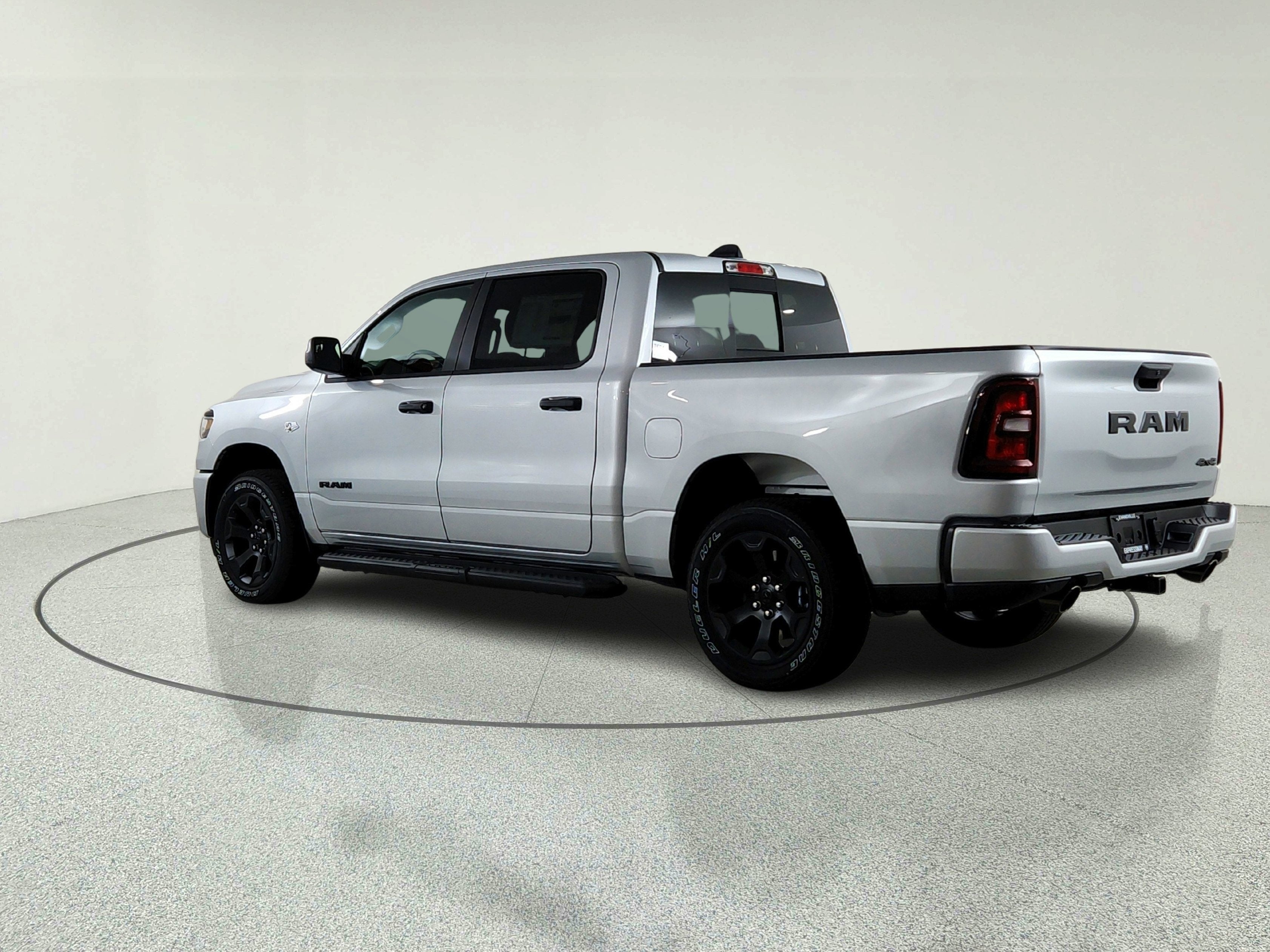 2026 RAM Ram 1500 RAM 1500 TRADESMAN CREW CAB 4X4 (144.5 IN WB 5 FT 7 IN BOX)