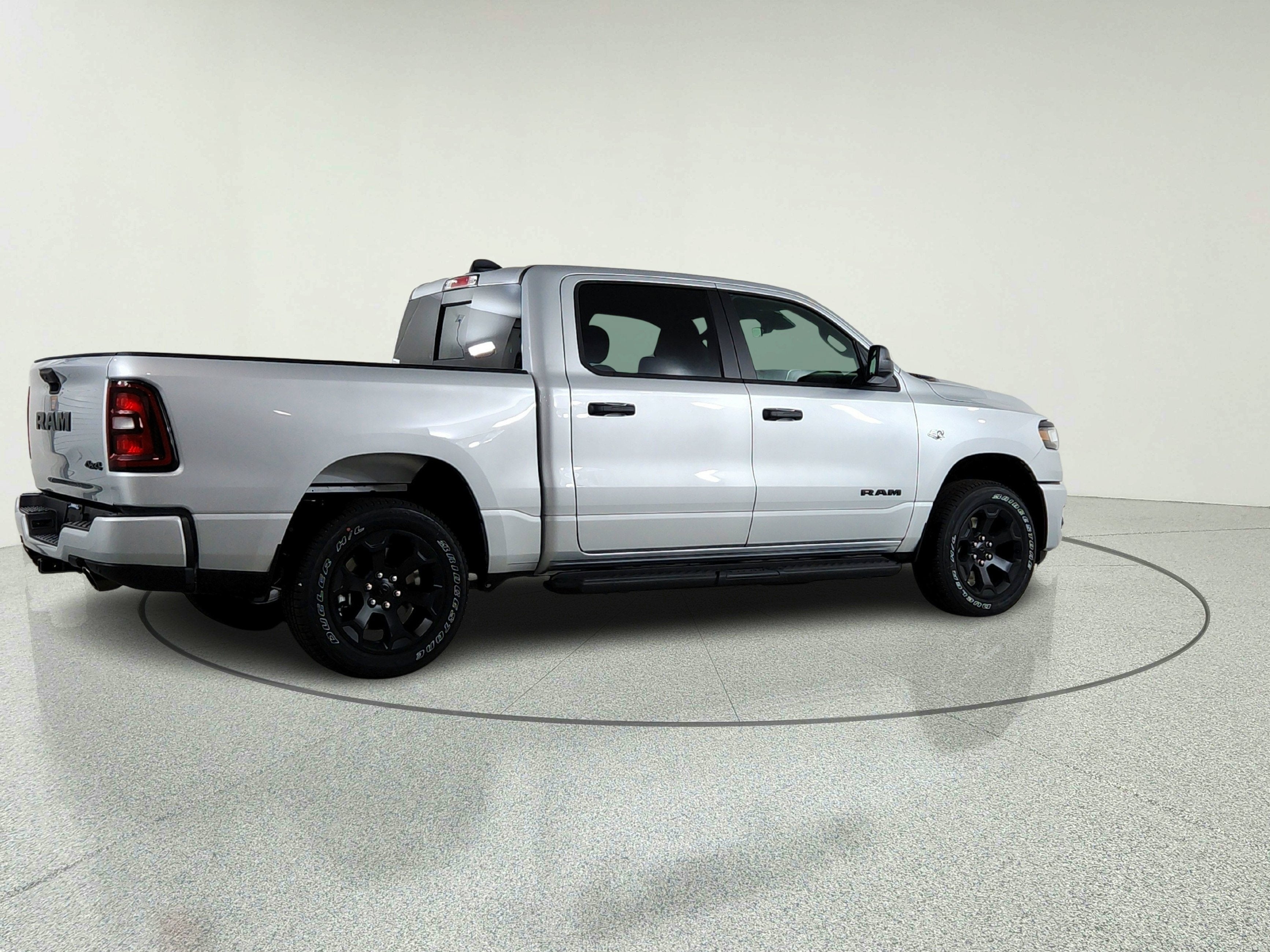 2026 RAM Ram 1500 RAM 1500 TRADESMAN CREW CAB 4X4 (144.5 IN WB 5 FT 7 IN BOX)