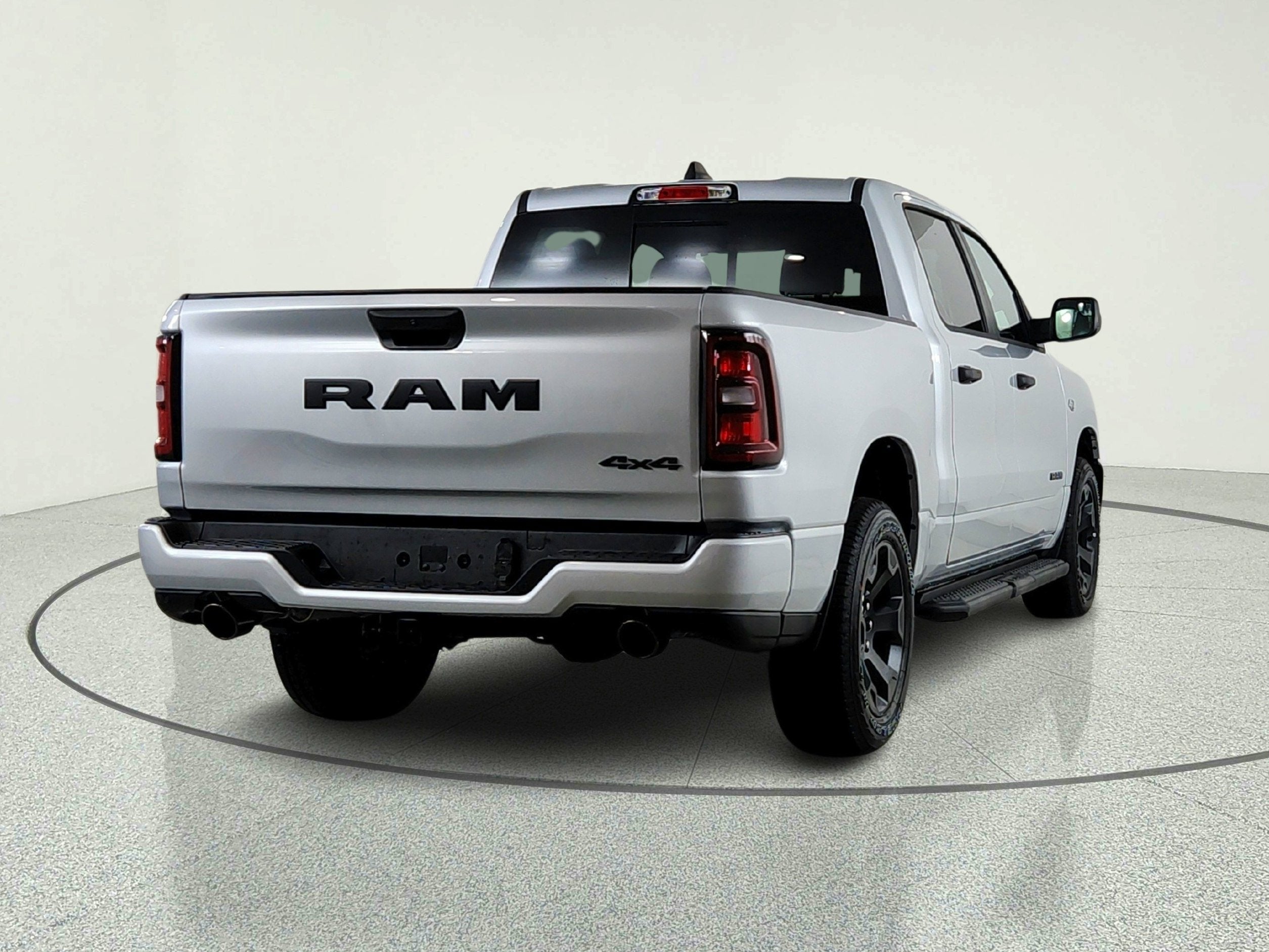 2026 RAM Ram 1500 RAM 1500 TRADESMAN CREW CAB 4X4 (144.5 IN WB 5 FT 7 IN BOX)