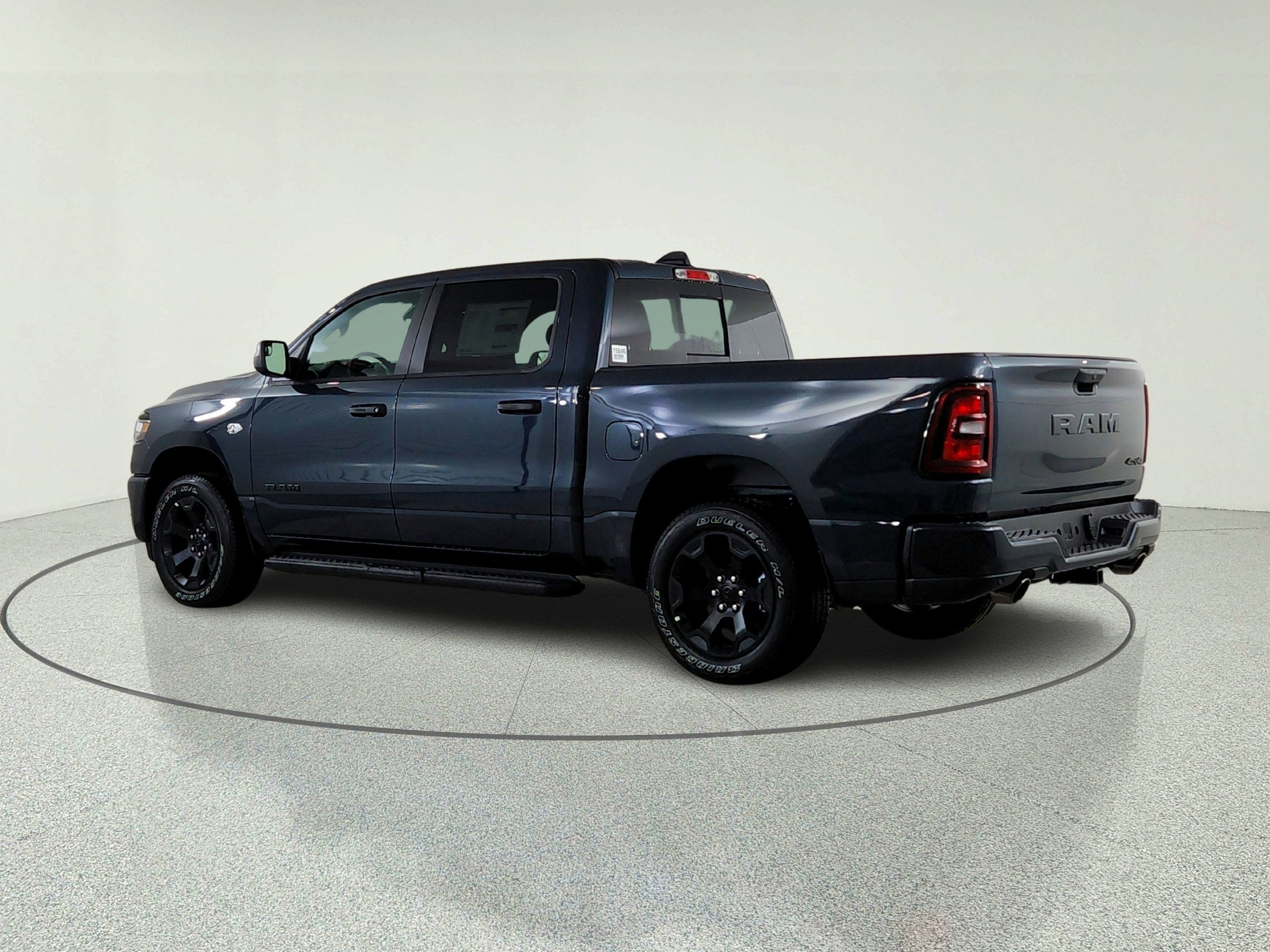 2026 RAM Ram 1500 RAM 1500 TRADESMAN CREW CAB 4X4 (144.5 IN WB 5 FT 7 IN BOX)