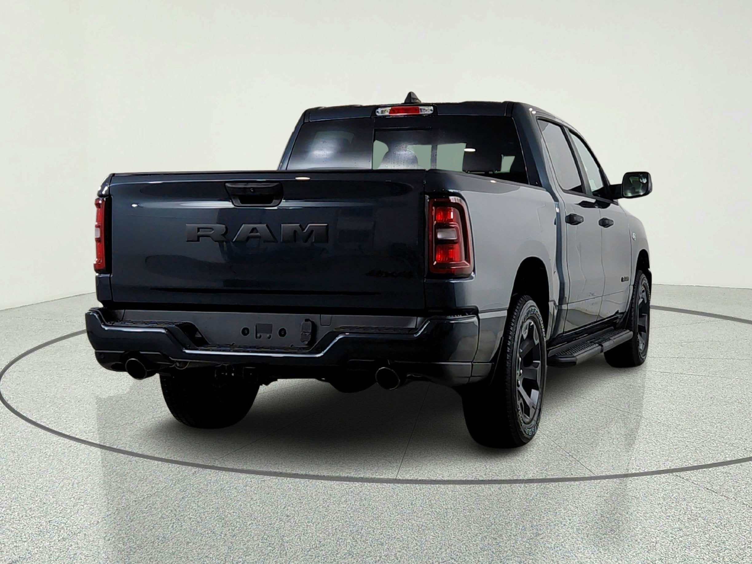 2026 RAM Ram 1500 RAM 1500 TRADESMAN CREW CAB 4X4 (144.5 IN WB 5 FT 7 IN BOX)