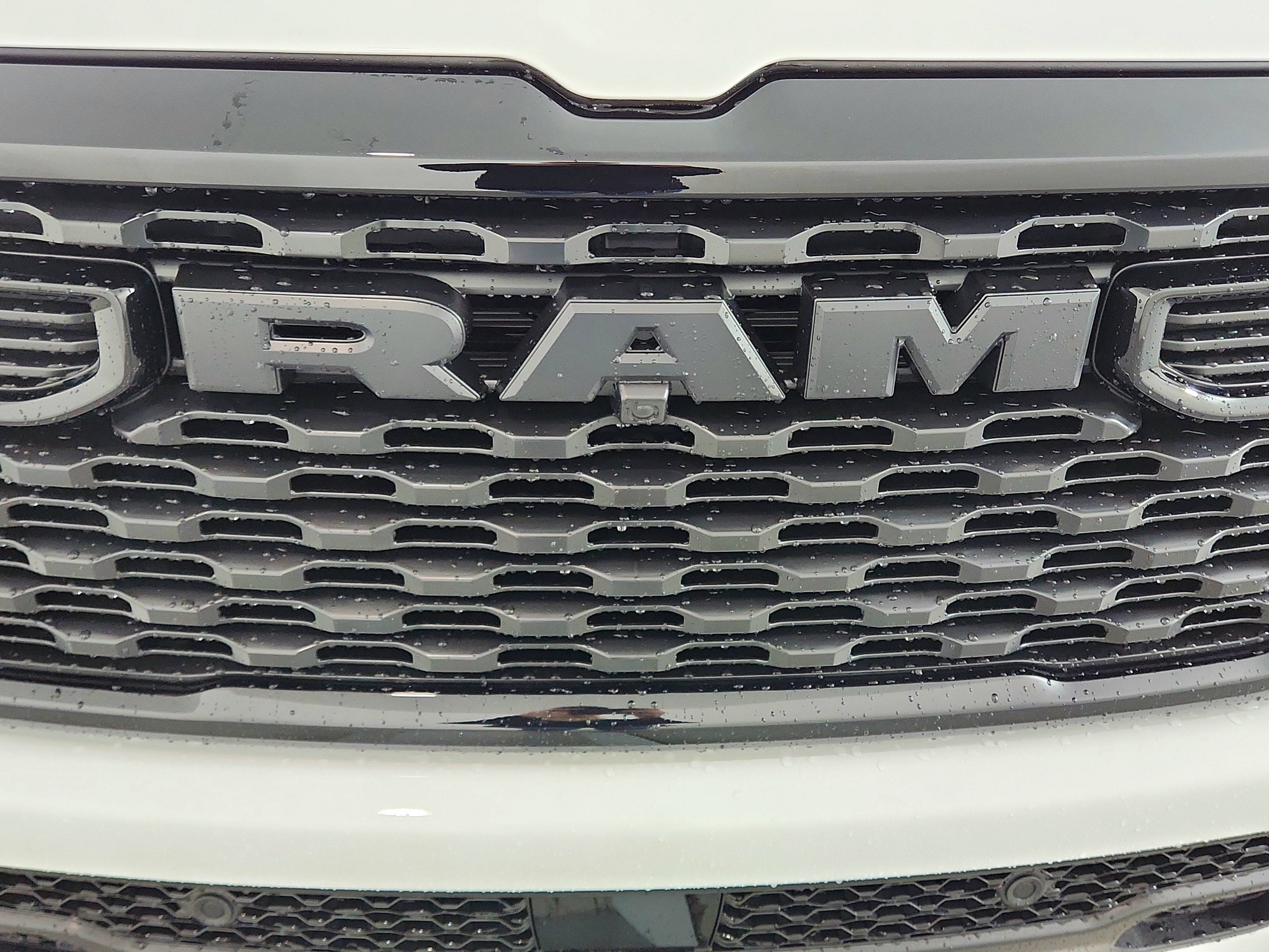 2026 RAM Ram 1500 RAM 1500 TRADESMAN CREW CAB 4X4 (144.5 IN WB 5 FT 7 IN BOX)
