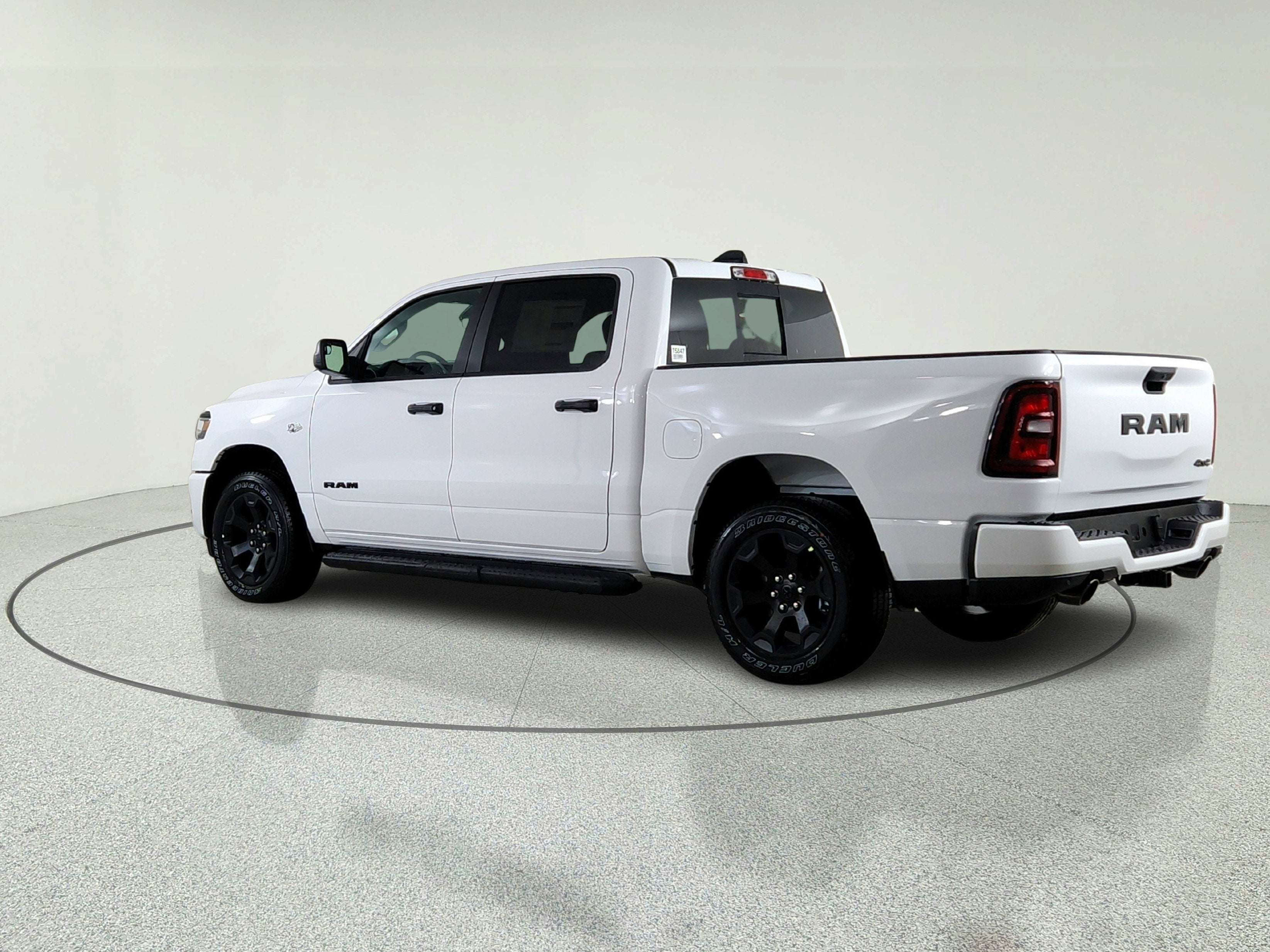 2026 RAM Ram 1500 RAM 1500 TRADESMAN CREW CAB 4X4 (144.5 IN WB 5 FT 7 IN BOX)