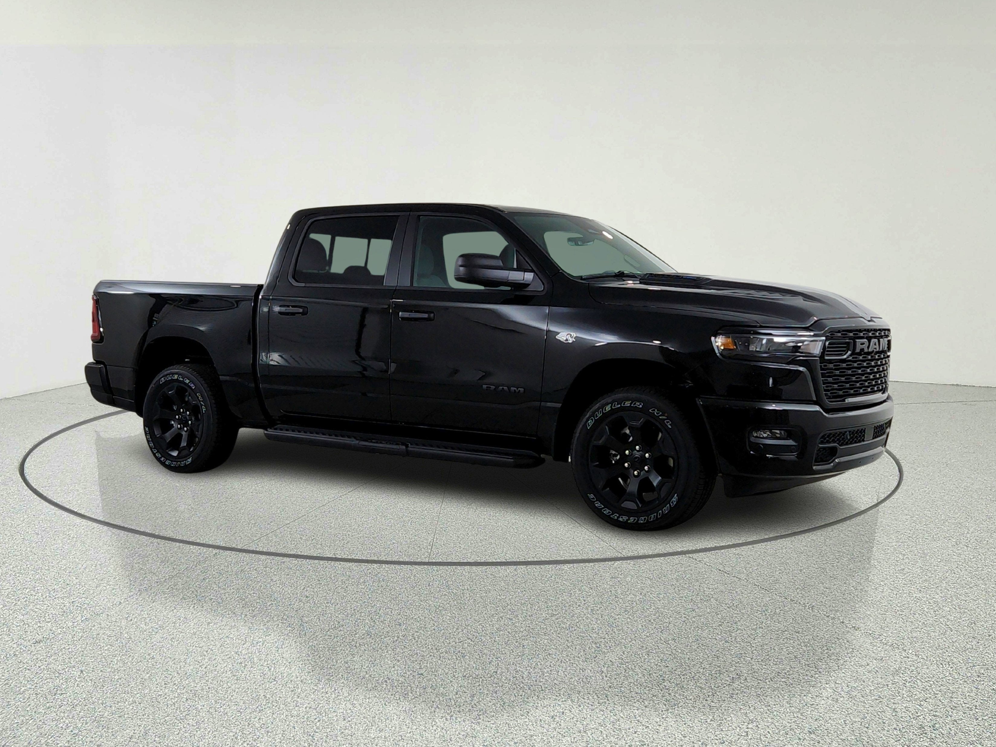 2026 RAM Ram 1500 RAM 1500 TRADESMAN CREW CAB 4X4 (144.5 IN WB 5 FT 7 IN BOX)