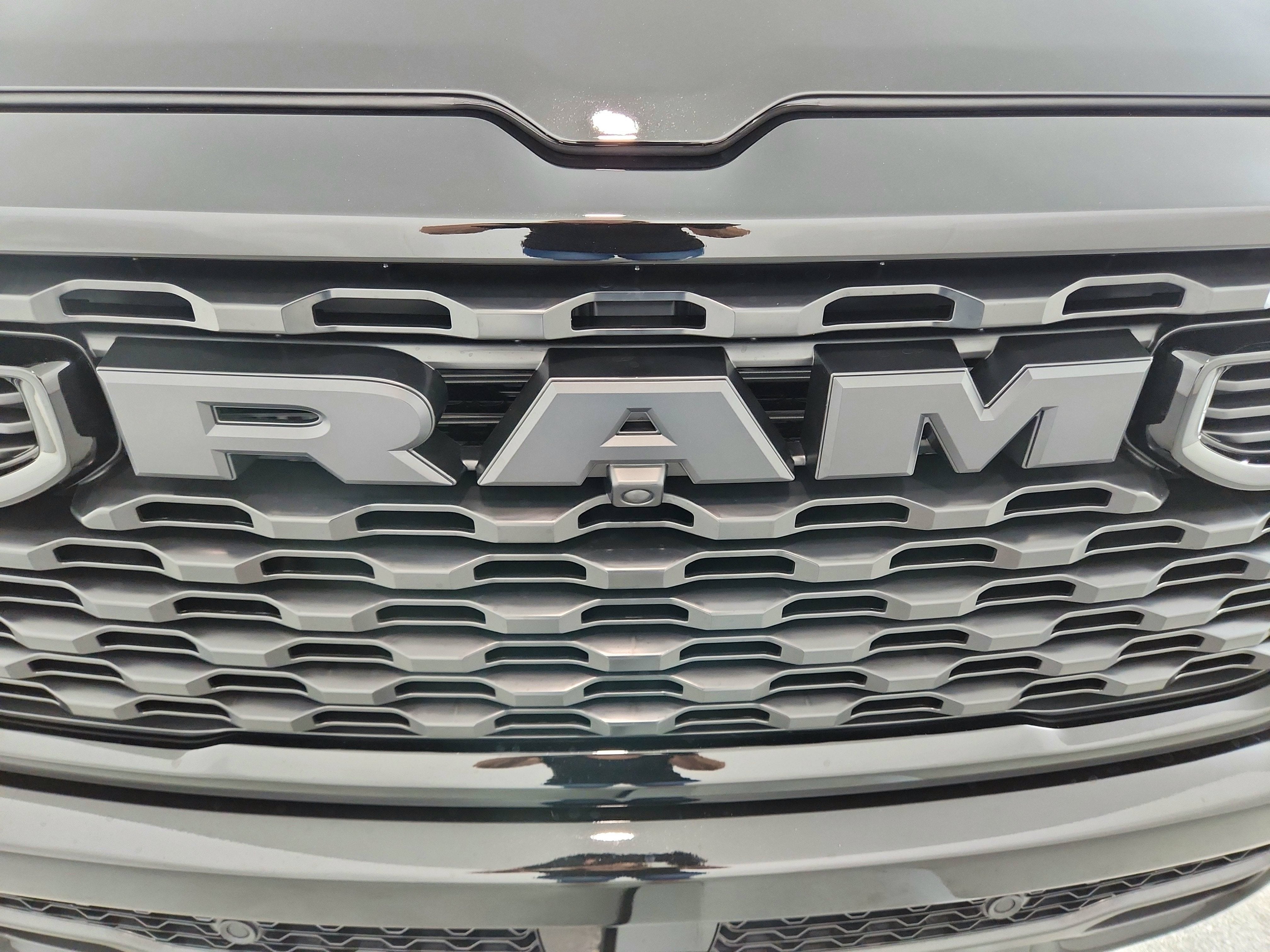 2026 RAM Ram 1500 RAM 1500 TRADESMAN CREW CAB 4X4 (144.5 IN WB 5 FT 7 IN BOX)