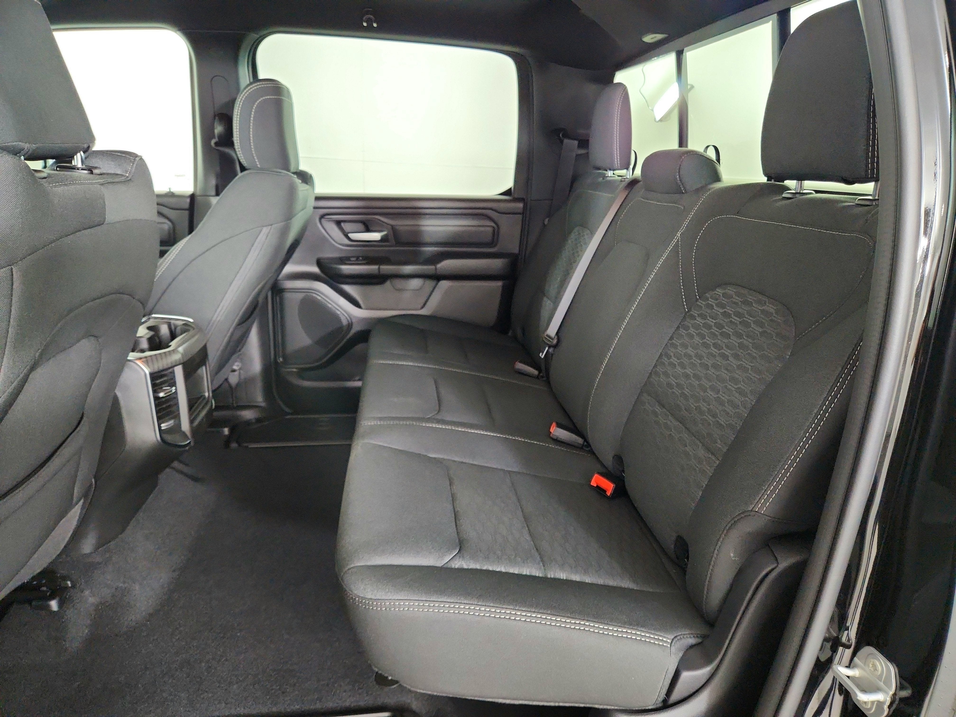 2026 RAM Ram 1500 RAM 1500 TRADESMAN CREW CAB 4X4 (144.5 IN WB 5 FT 7 IN BOX)