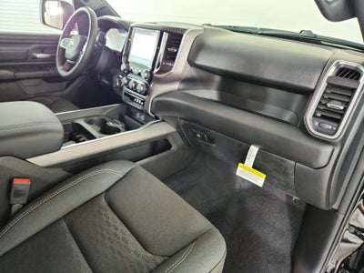 2026 RAM Ram 1500 RAM 1500 TRADESMAN CREW CAB 4X4 (144.5 IN WB 5 FT 7 IN BOX)