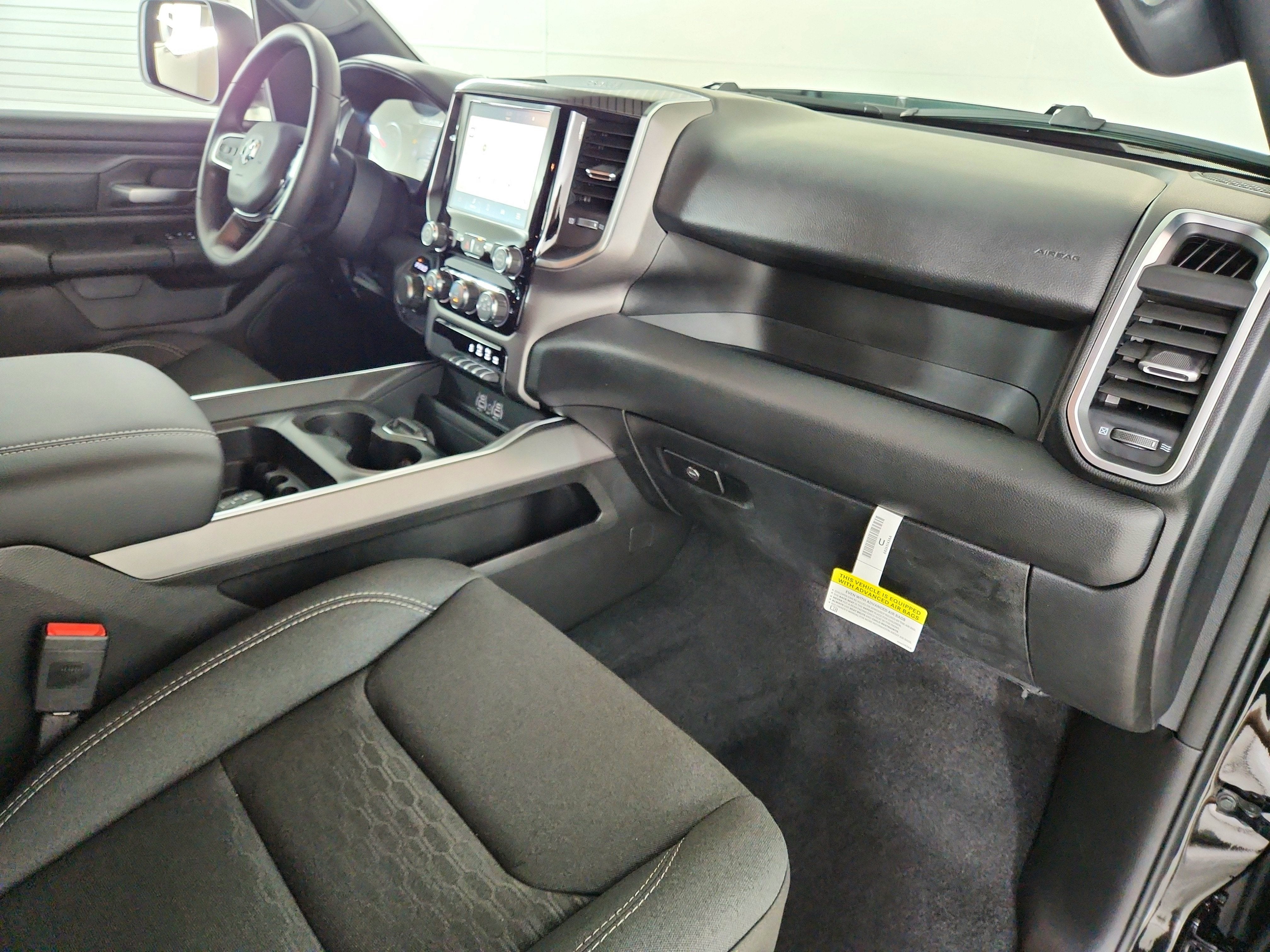 2026 RAM Ram 1500 RAM 1500 TRADESMAN CREW CAB 4X4 (144.5 IN WB 5 FT 7 IN BOX)