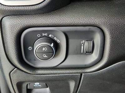 2026 RAM Ram 1500 RAM 1500 TRADESMAN CREW CAB 4X4 (144.5 IN WB 5 FT 7 IN BOX)