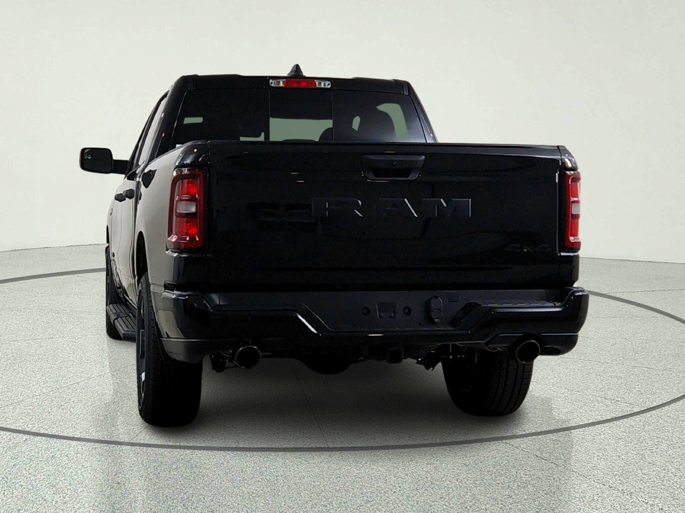2026 RAM Ram 1500 RAM 1500 TRADESMAN CREW CAB 4X4 (144.5 IN WB 5 FT 7 IN BOX)