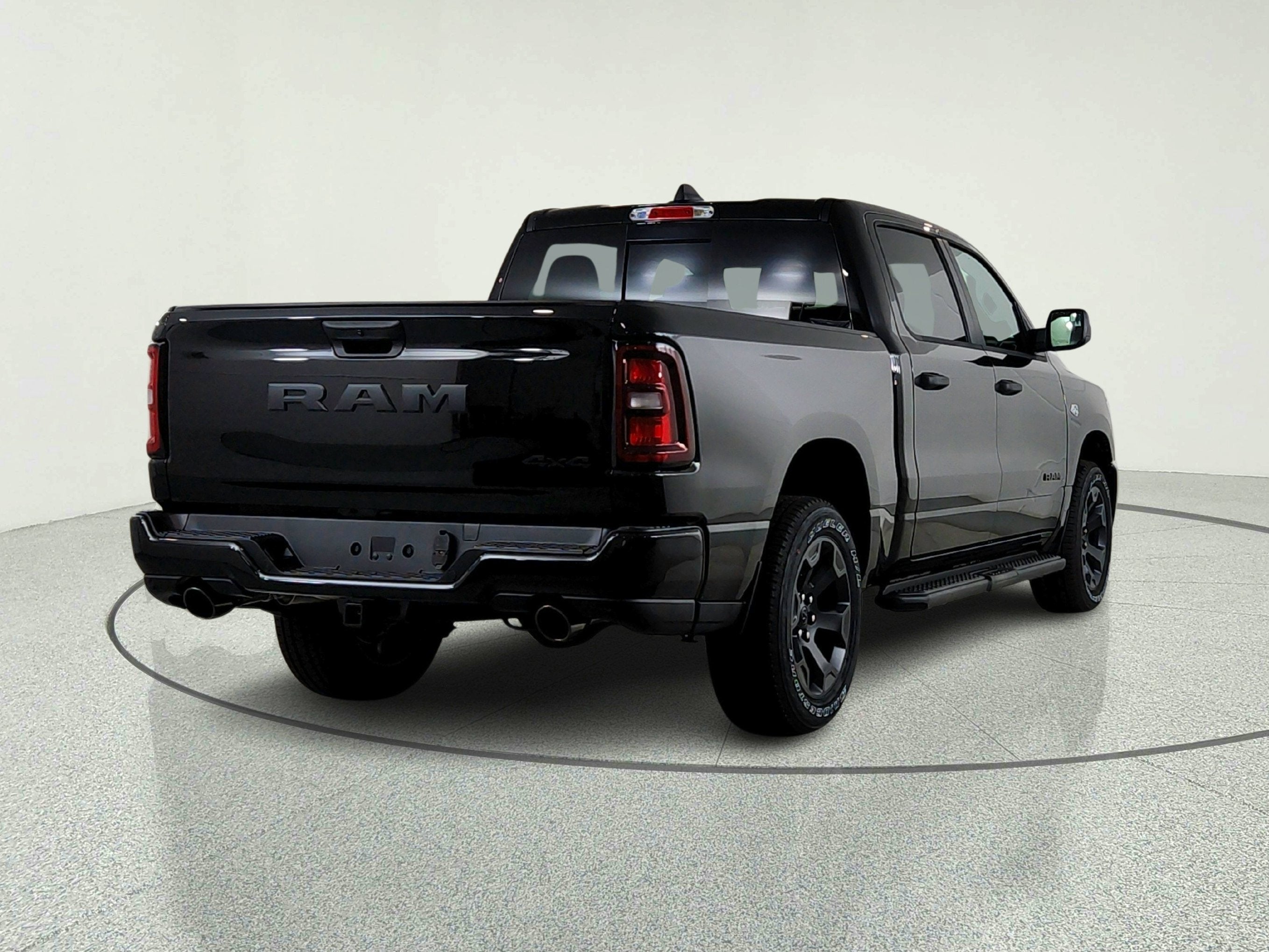 2026 RAM Ram 1500 RAM 1500 TRADESMAN CREW CAB 4X4 (144.5 IN WB 5 FT 7 IN BOX)