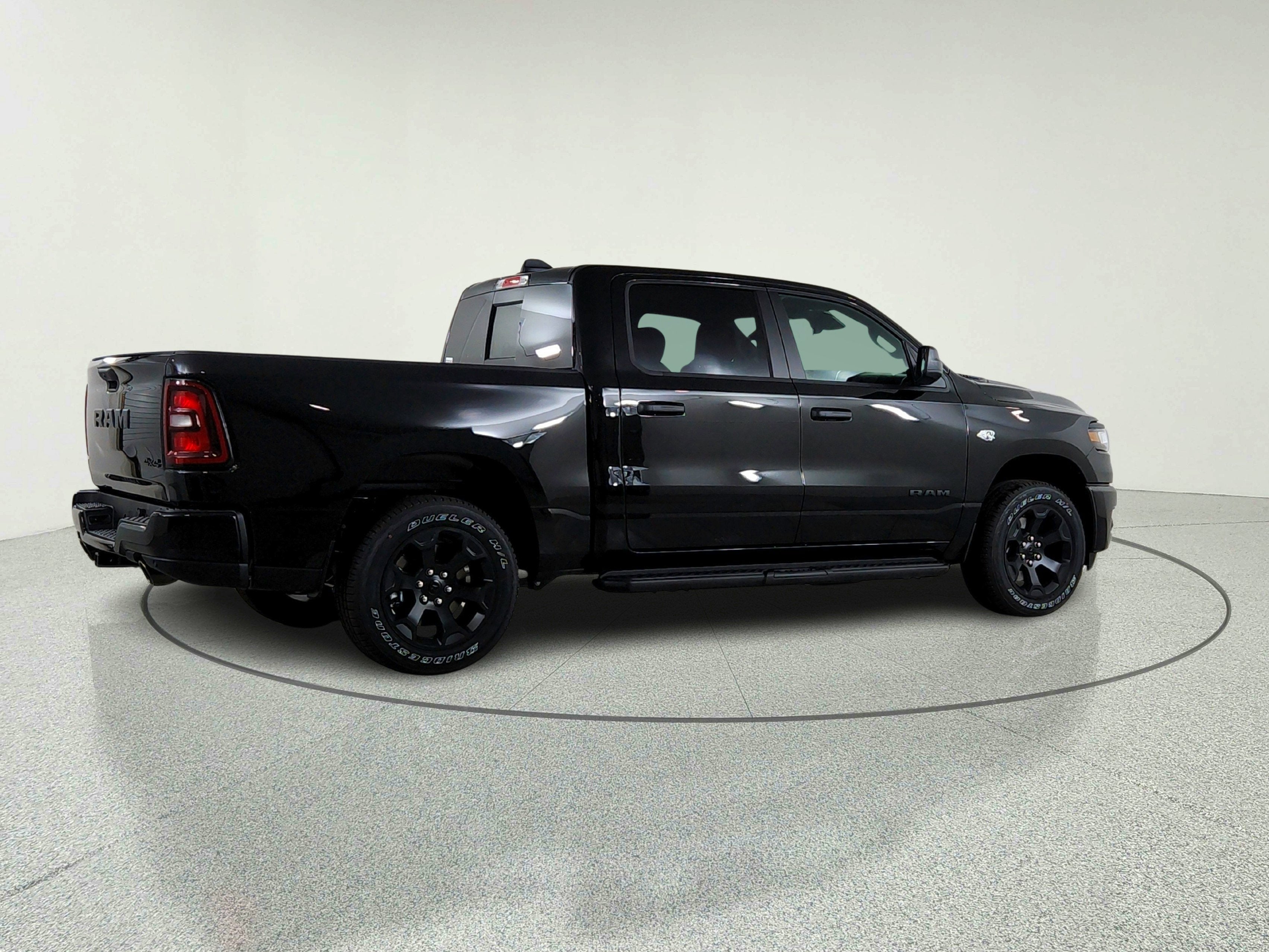 2026 RAM Ram 1500 RAM 1500 TRADESMAN CREW CAB 4X4 (144.5 IN WB 5 FT 7 IN BOX)