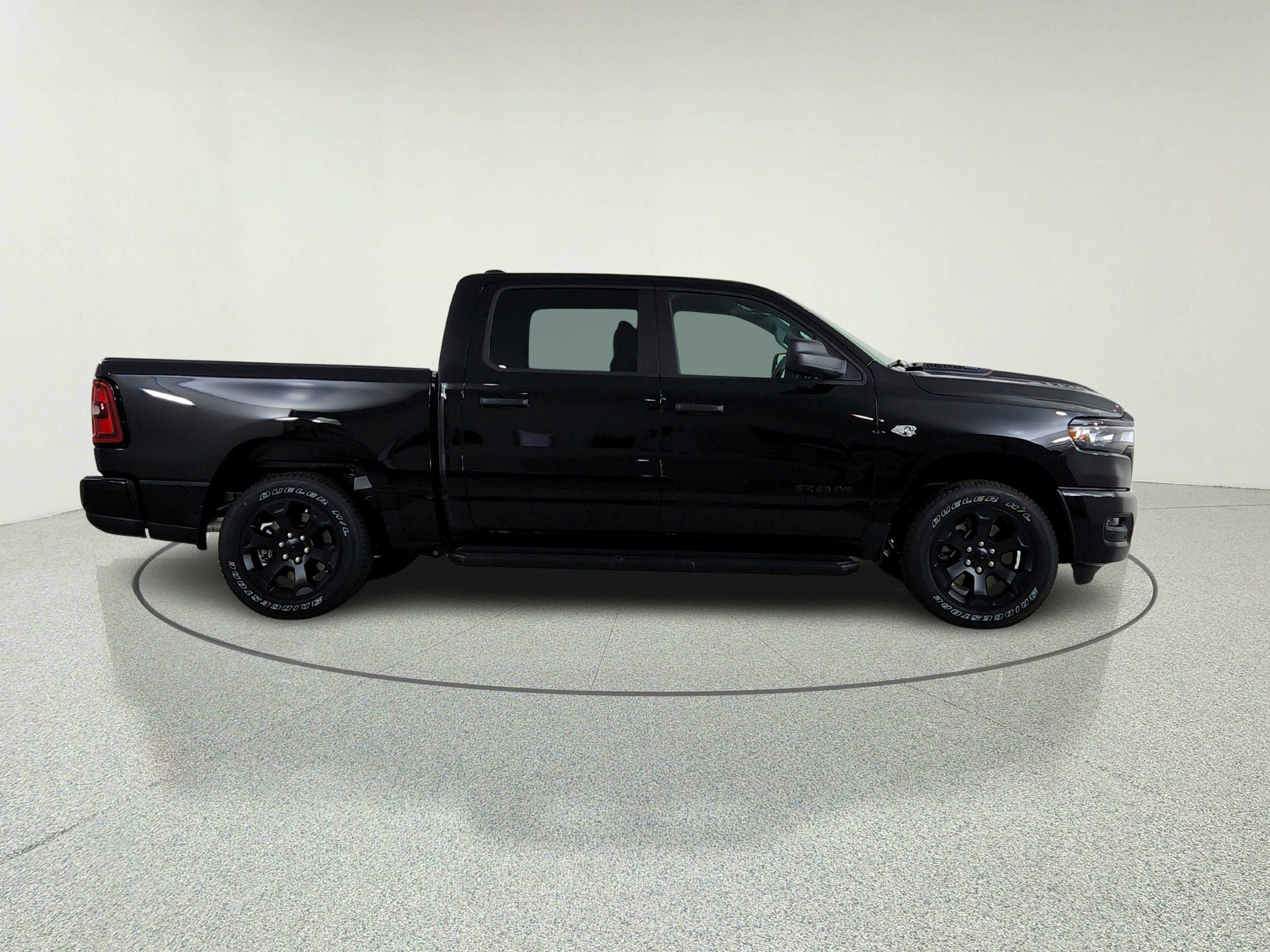 2026 RAM Ram 1500 RAM 1500 TRADESMAN CREW CAB 4X4 (144.5 IN WB 5 FT 7 IN BOX)