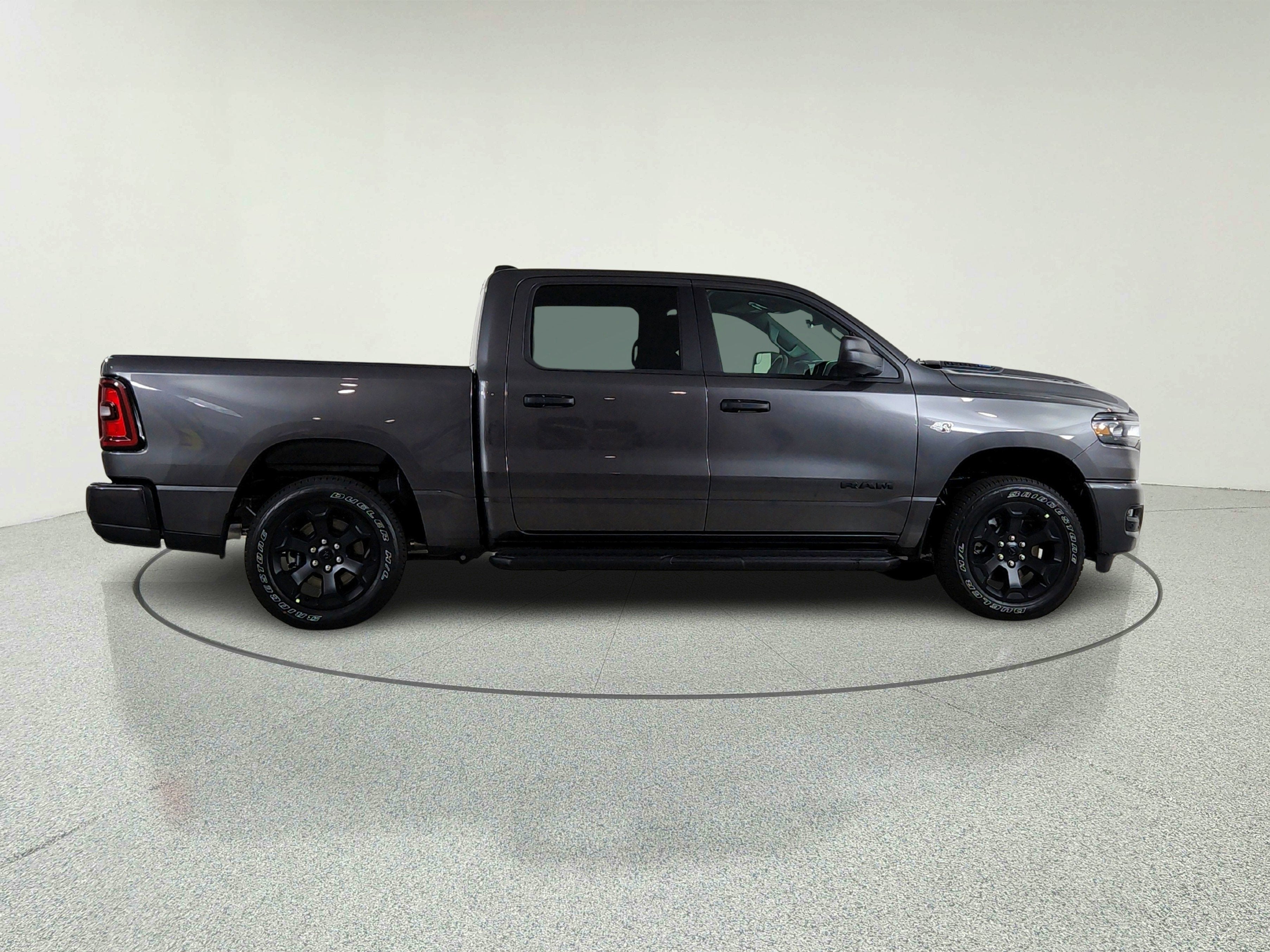 2026 RAM Ram 1500 RAM 1500 TRADESMAN CREW CAB 4X4 (144.5 IN WB 5 FT 7 IN BOX)