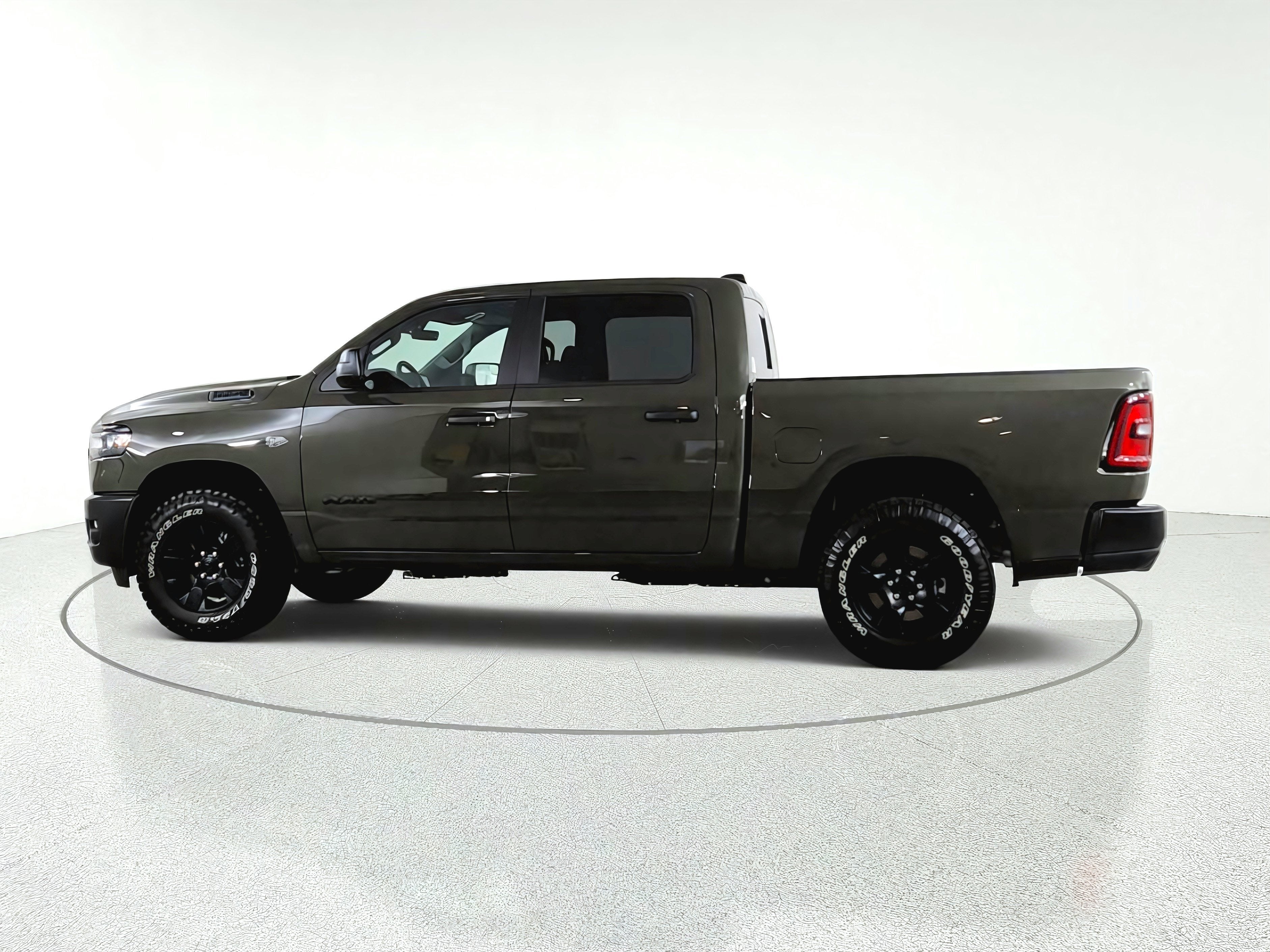 2027 RAM Ram 1500 Warlock 4x4 Crew Cab 5'7" Box