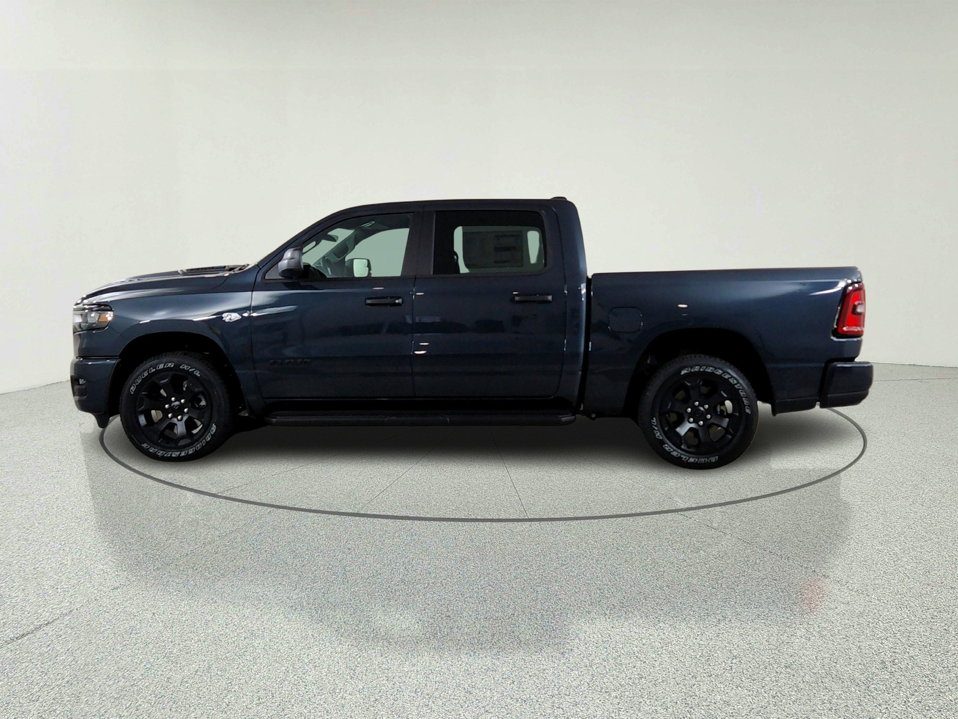 2026 RAM Ram 1500 RAM 1500 TRADESMAN CREW CAB 4X4 (144.5 IN WB 5 FT 7 IN BOX)
