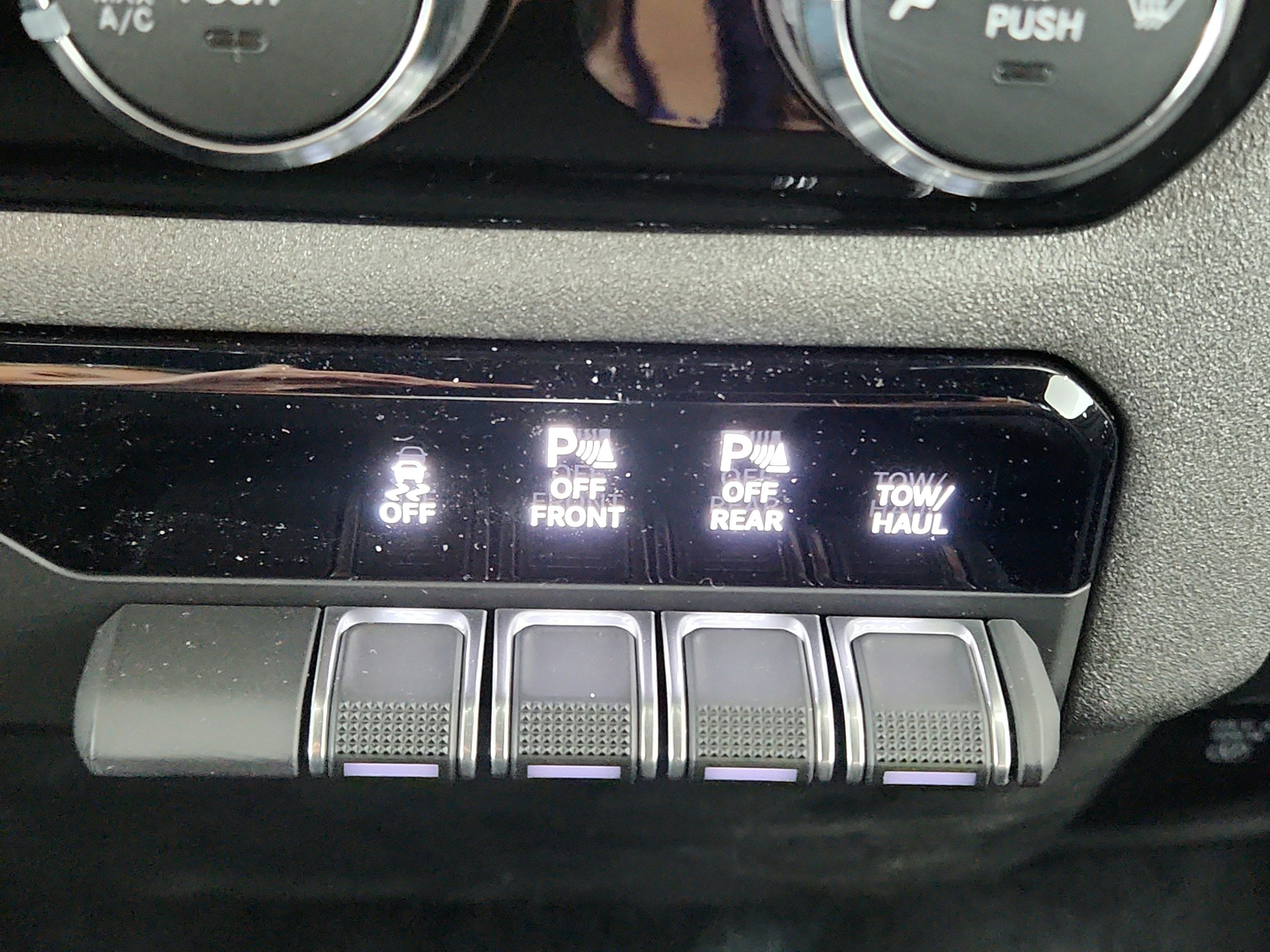 2027 RAM Ram 1500 Warlock 4x4 Crew Cab 5'7" Box